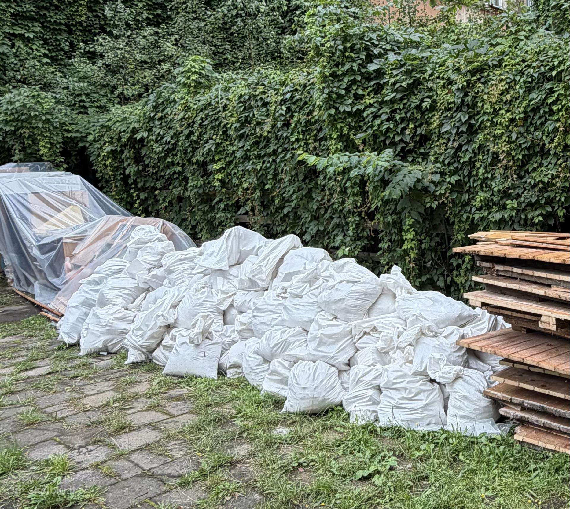 Atiduodu švarų statybinį laužą (grūzą)