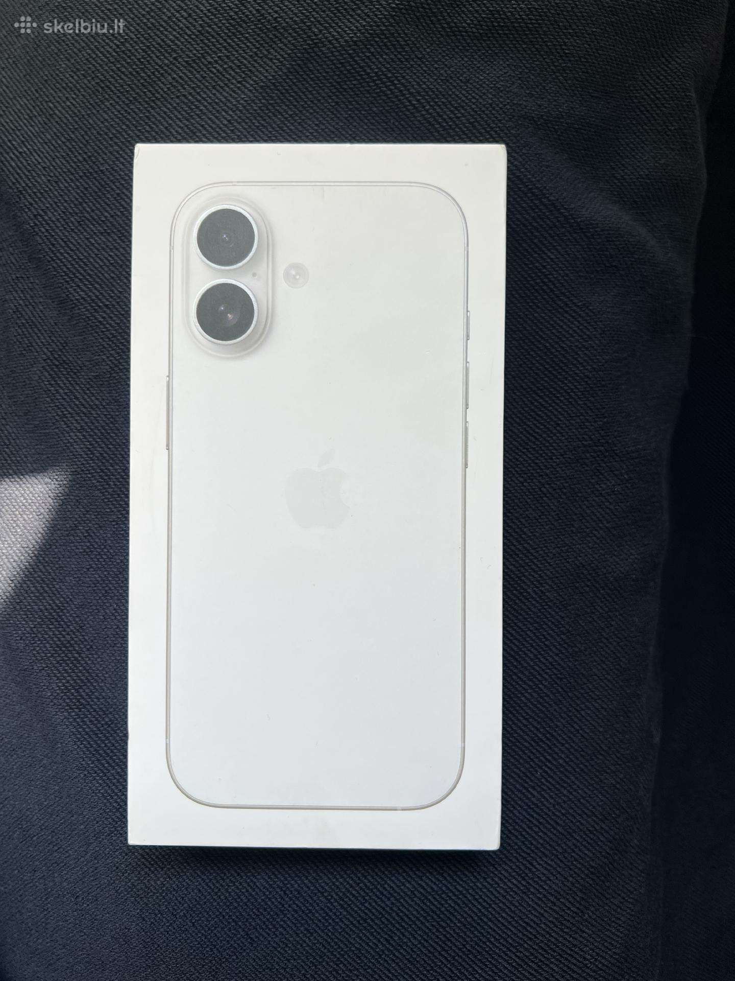iPhone 17
