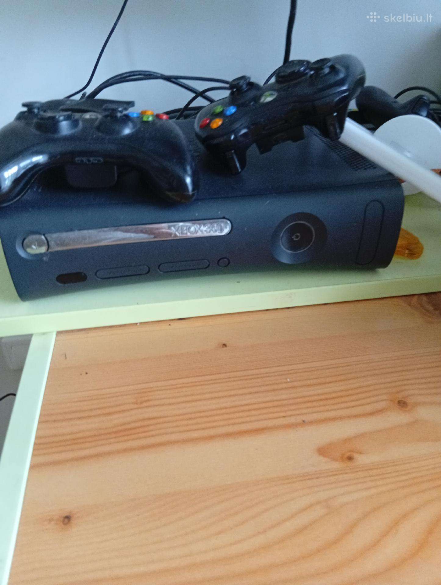 Parduodu Xbox 360 kaina: 60eur