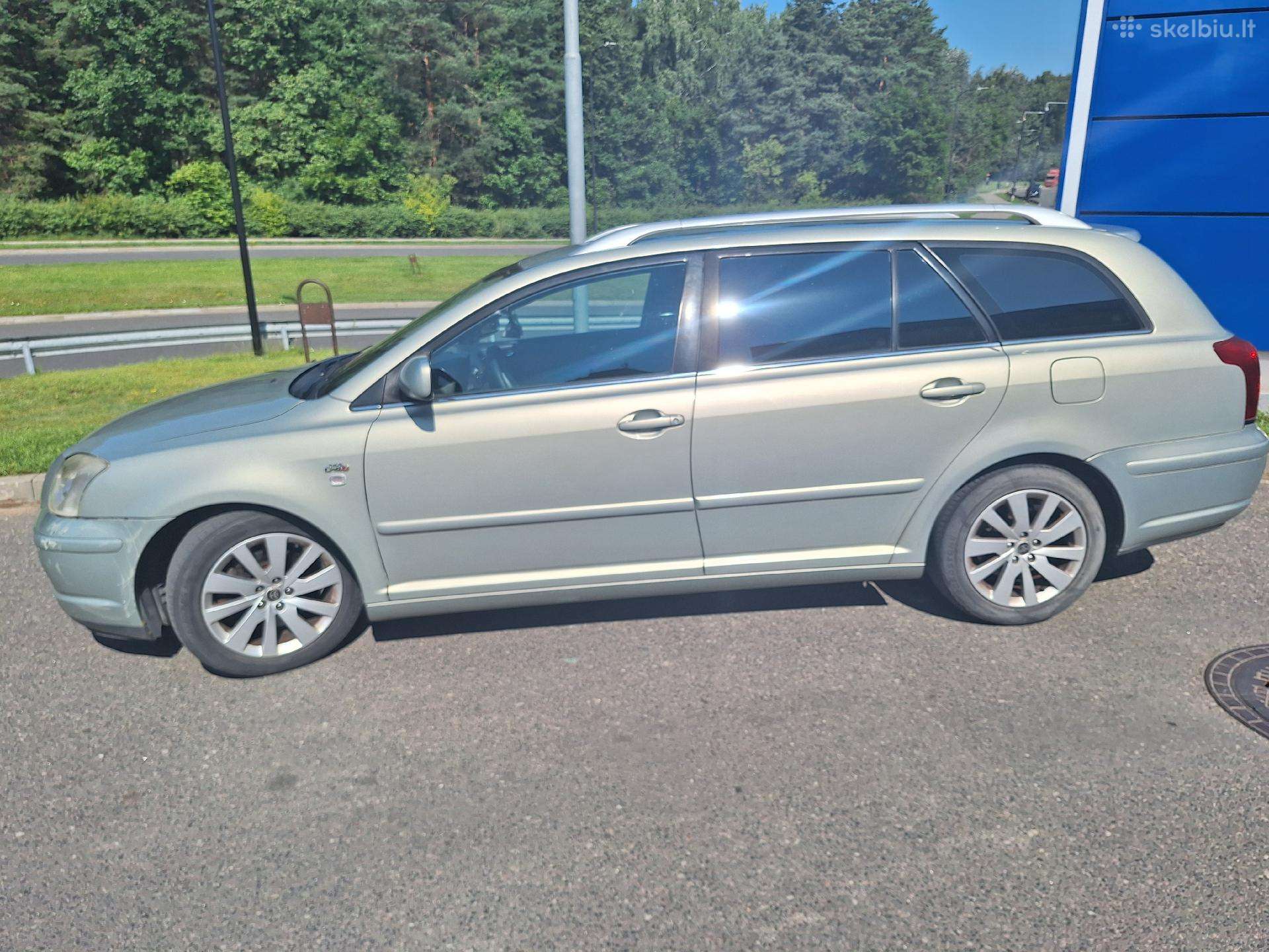 Toyota Avensis 2004m.