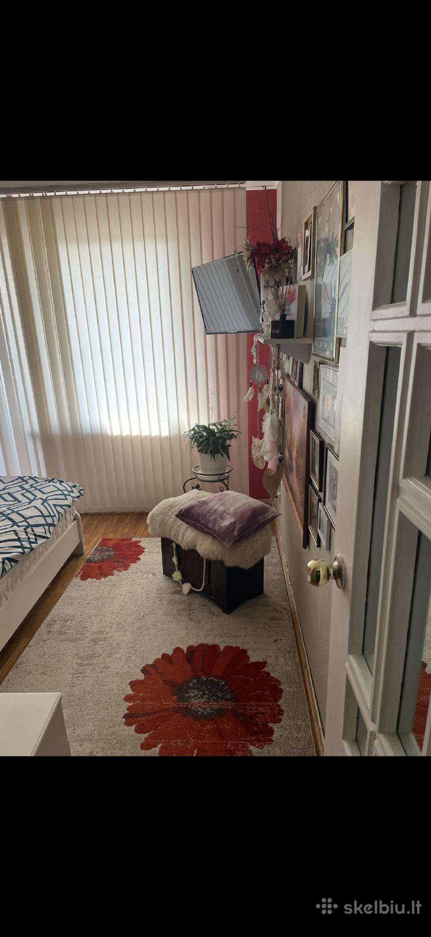 3-jų kambarių butas