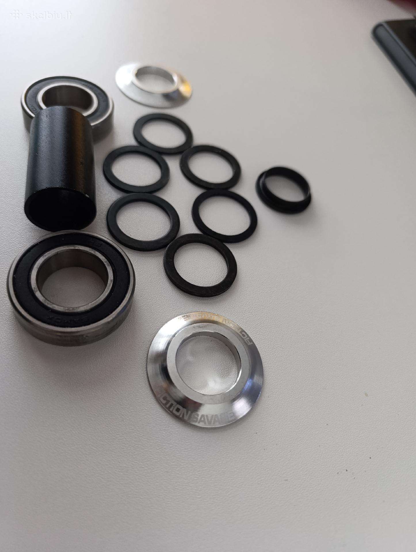 22mm savage mid sealed bottom bracket