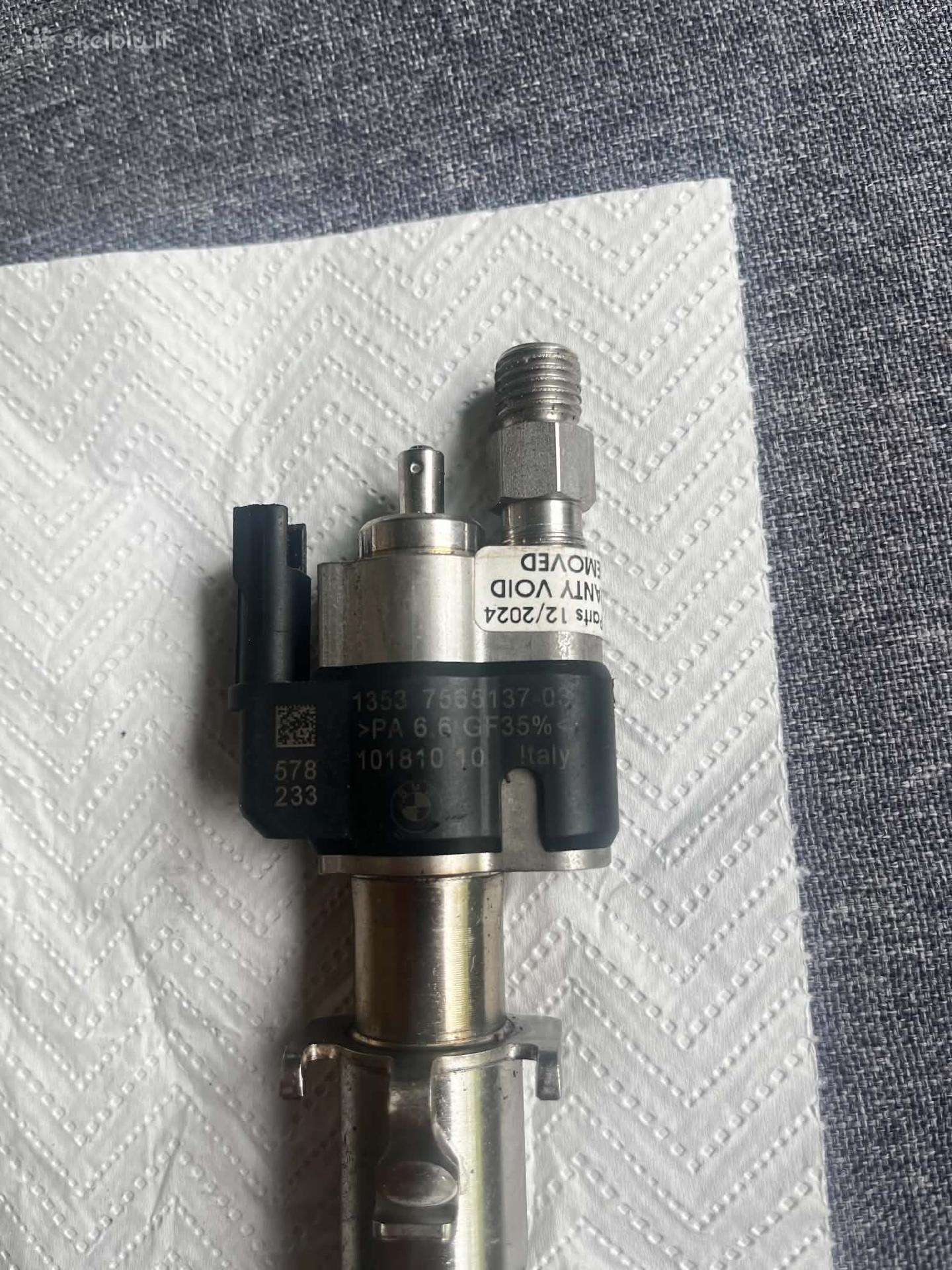 101810 10 7565137 Bmw 118i purkstukai