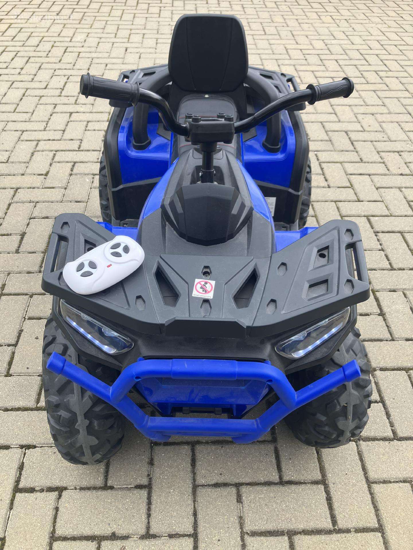 Vaikiškas elektrinis keturratis