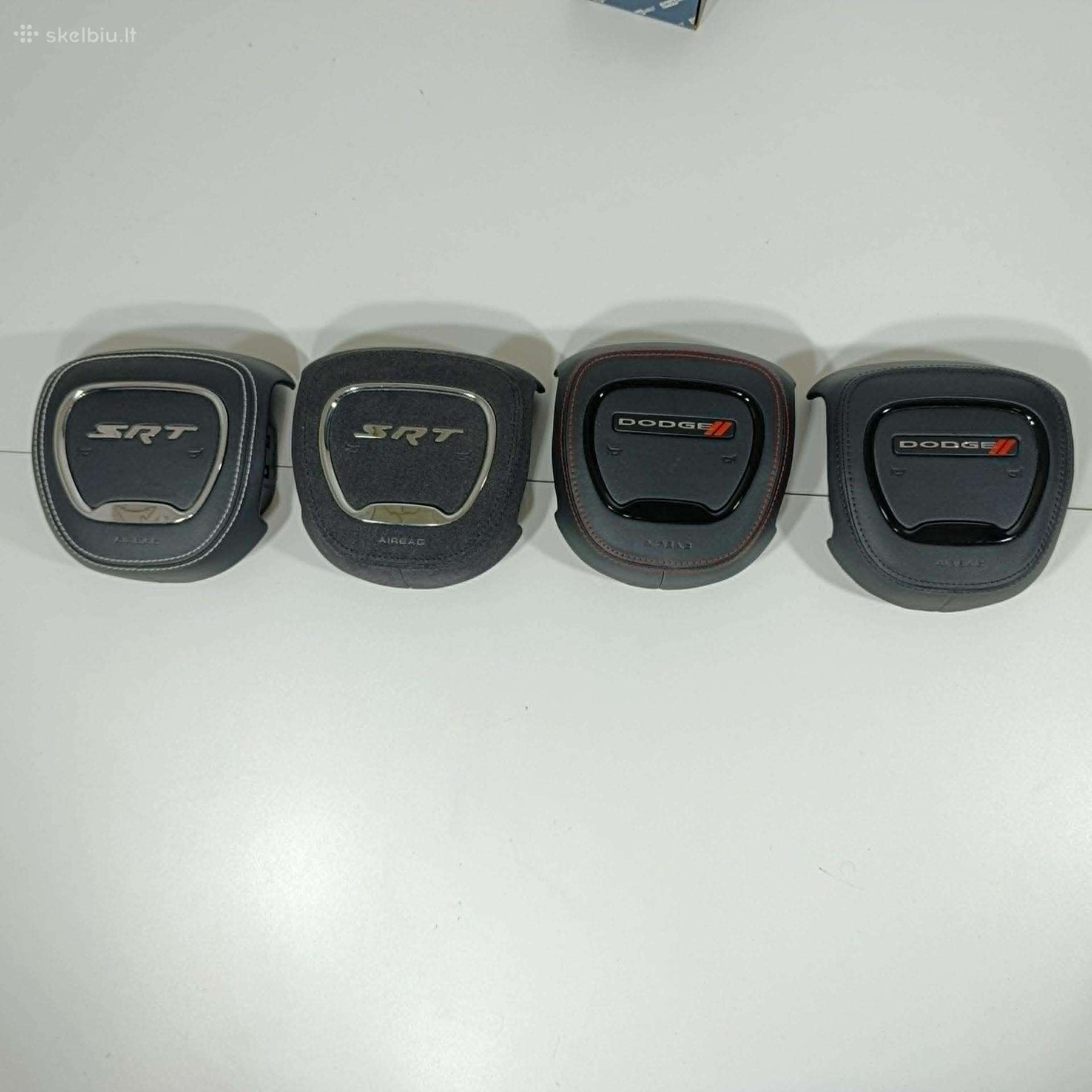 Oda, Alcantara Dodge Challenger Dangteliai