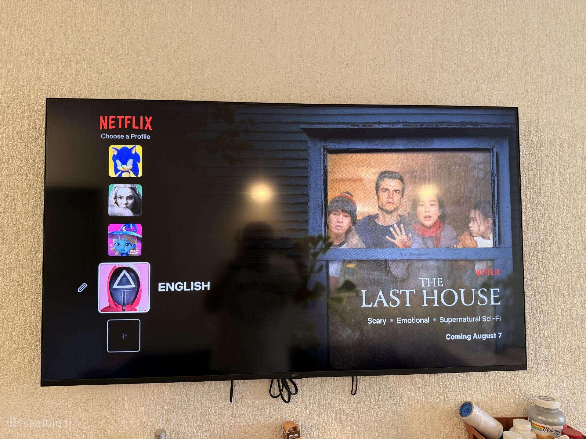 LG 50ua73003la 50 4k TV + Deltaco sieninis laikik