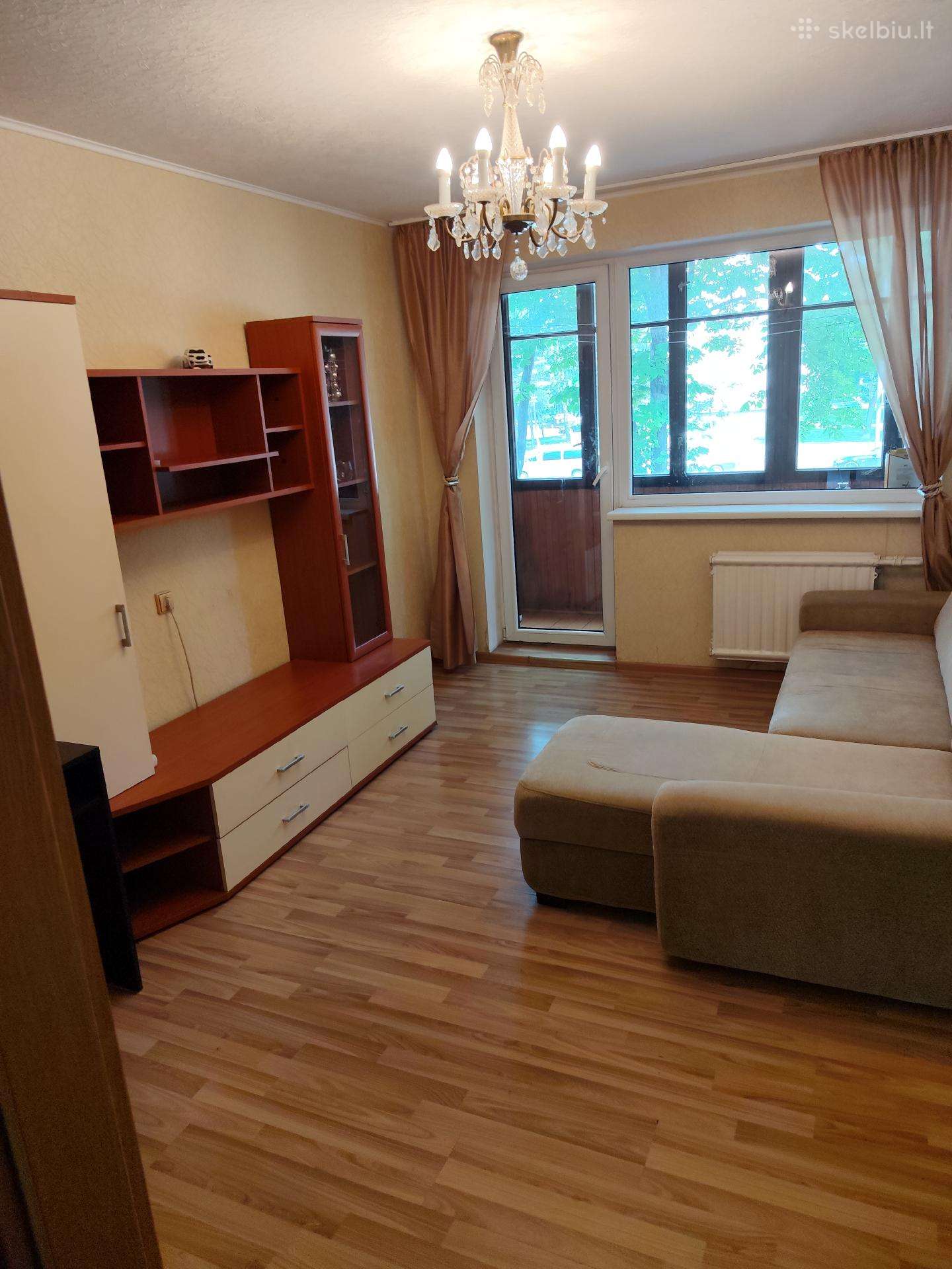Nuomojamas 2 kambarių butas žaliakalnyje