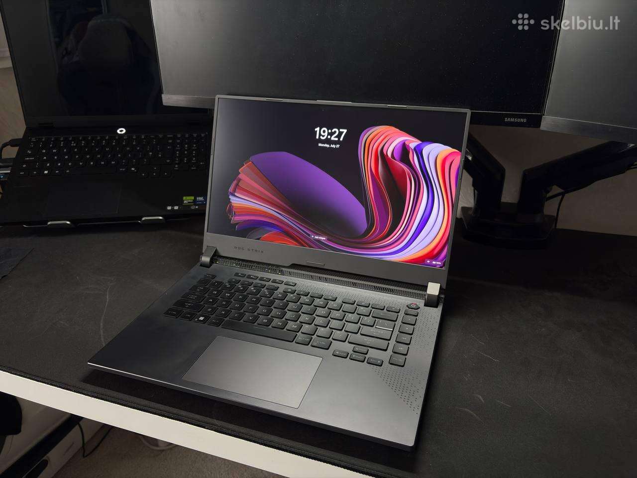 Laptop Asus Rog Strix G513rw
