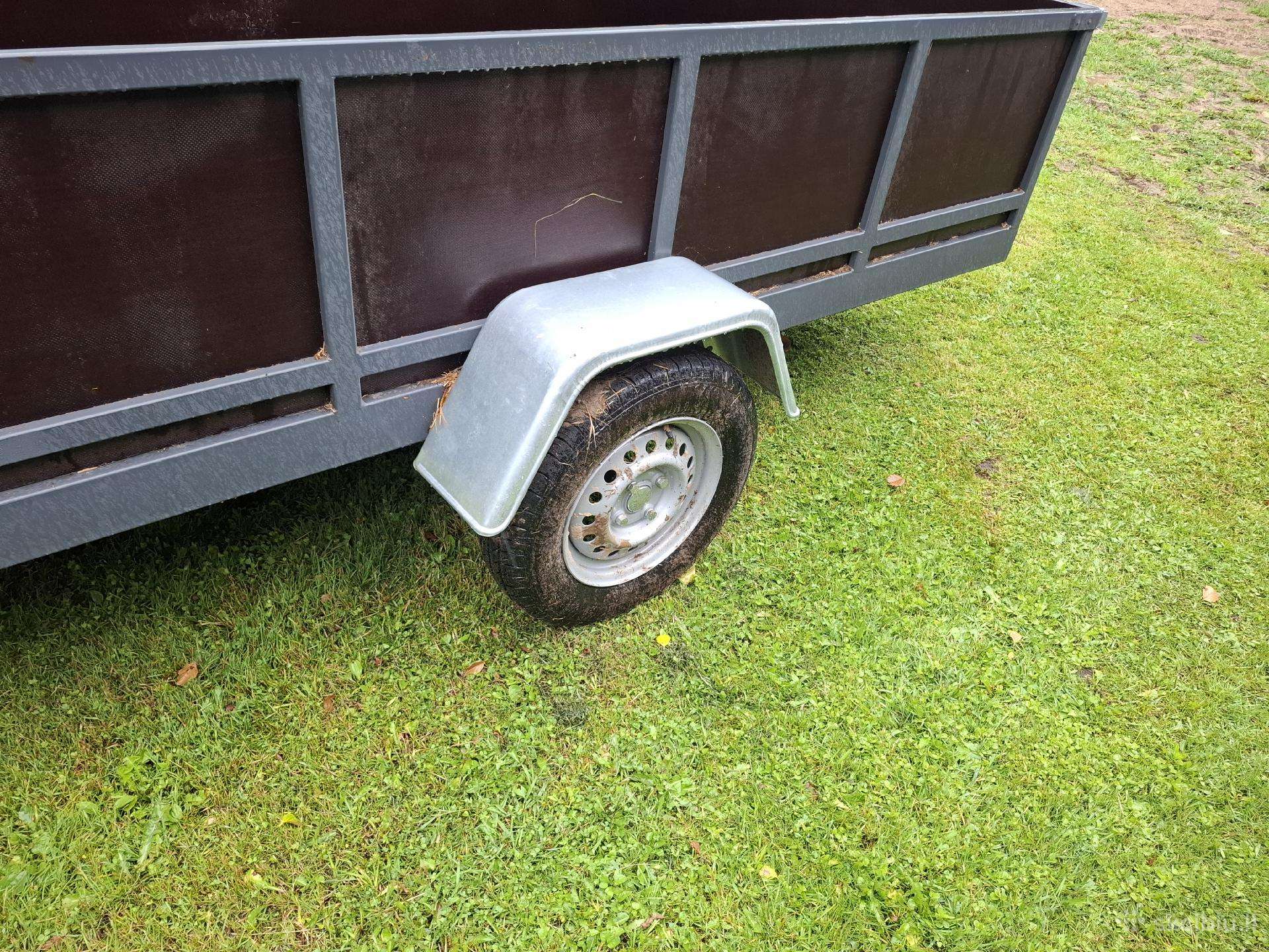 -Kita-, passenger car trailers