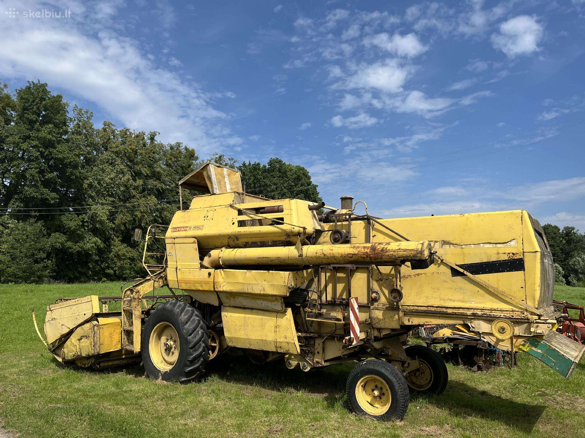 New Holland, combine harvesters