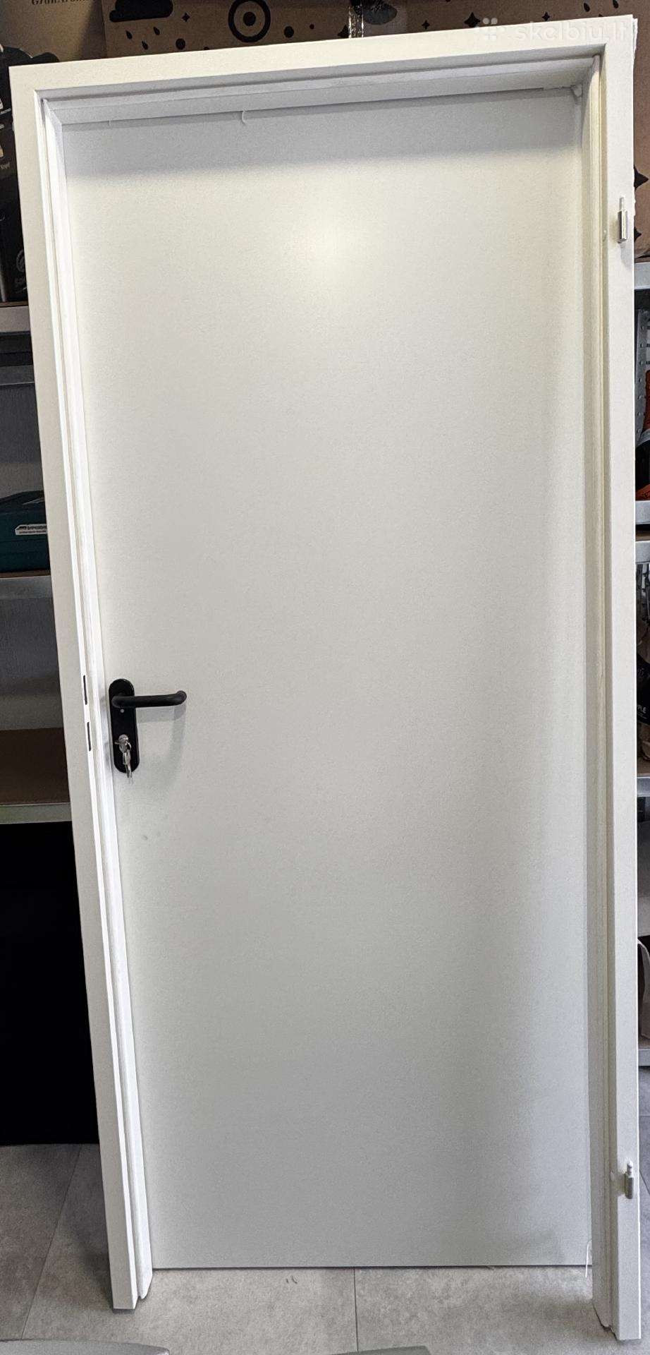 Parduodamos metalinės techninės durys „porta“