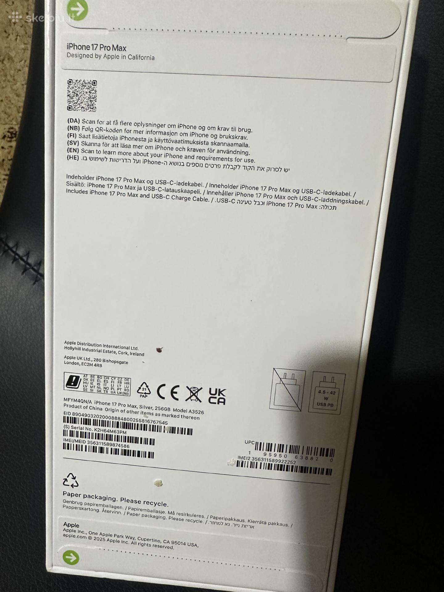 iPhone 17 pro max 256gb silver