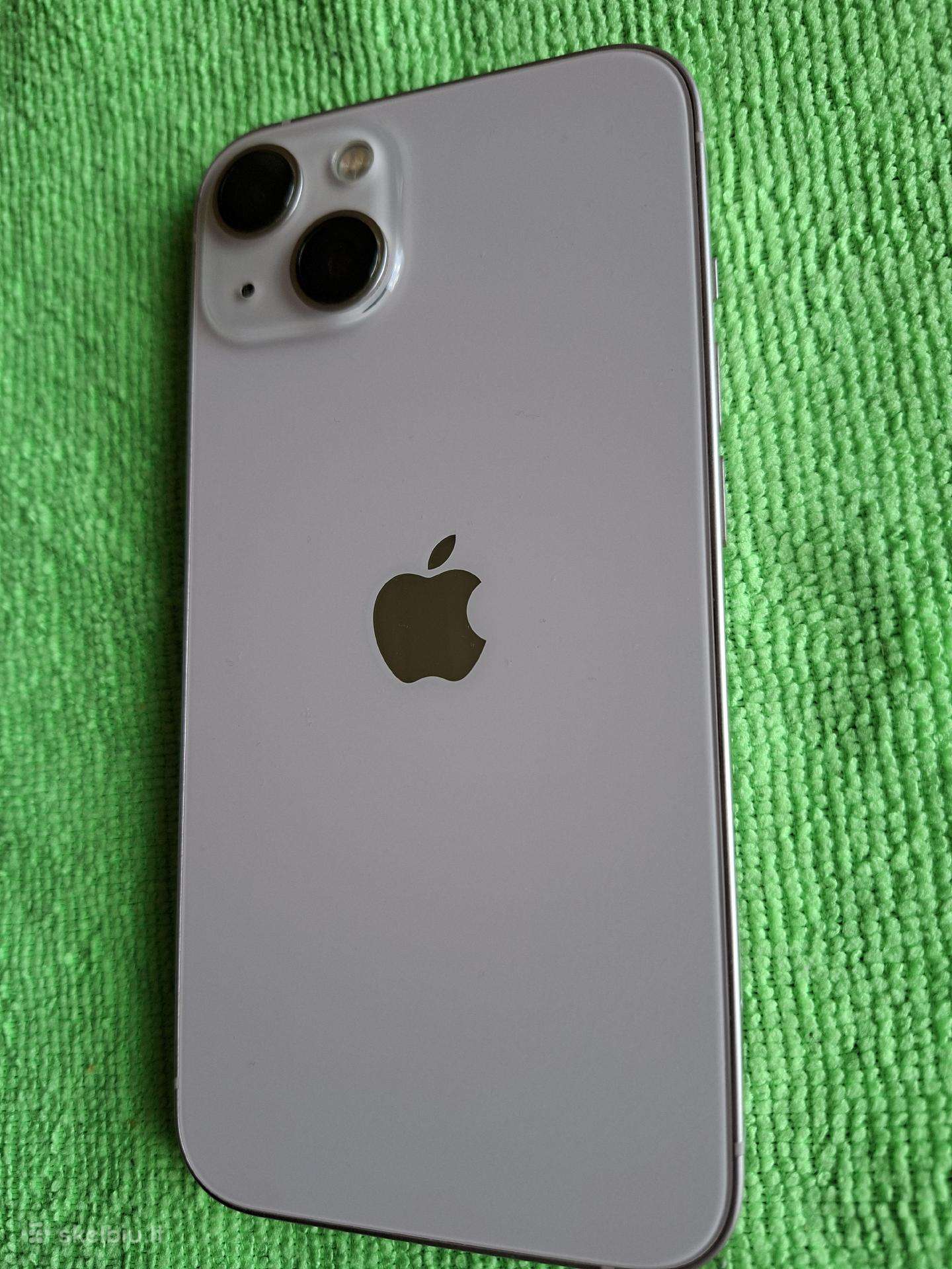iPhone 13