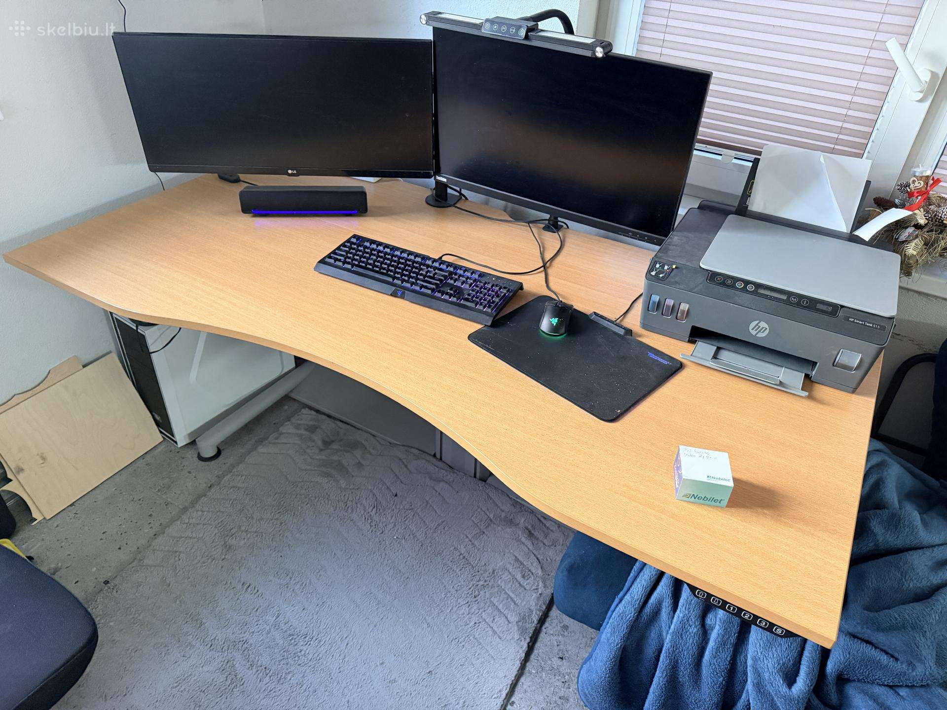 Elektrinis reguliuojamo aukščio stalas 180x90cm