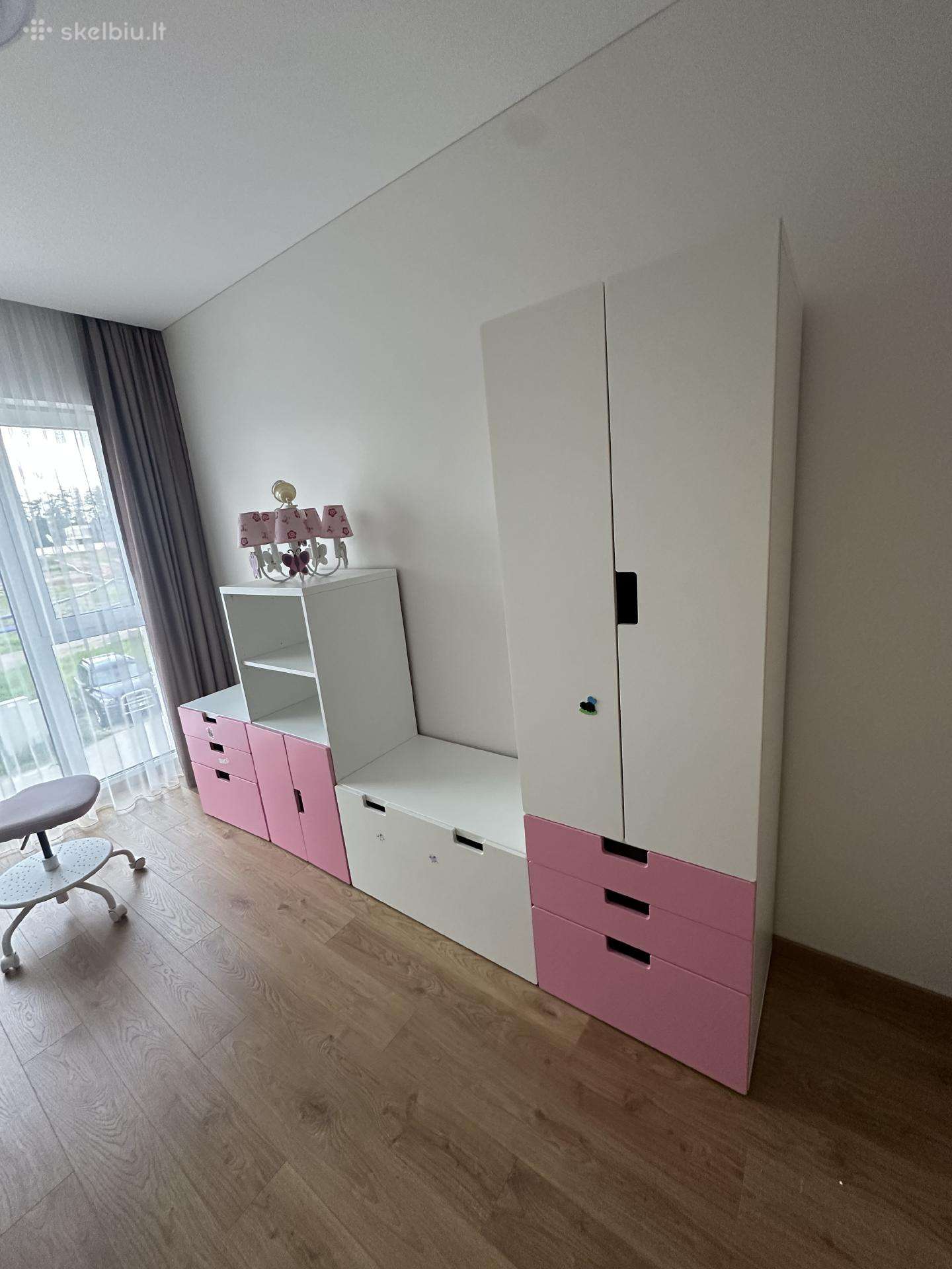Mergaitės kambario spintos baldai Ikea