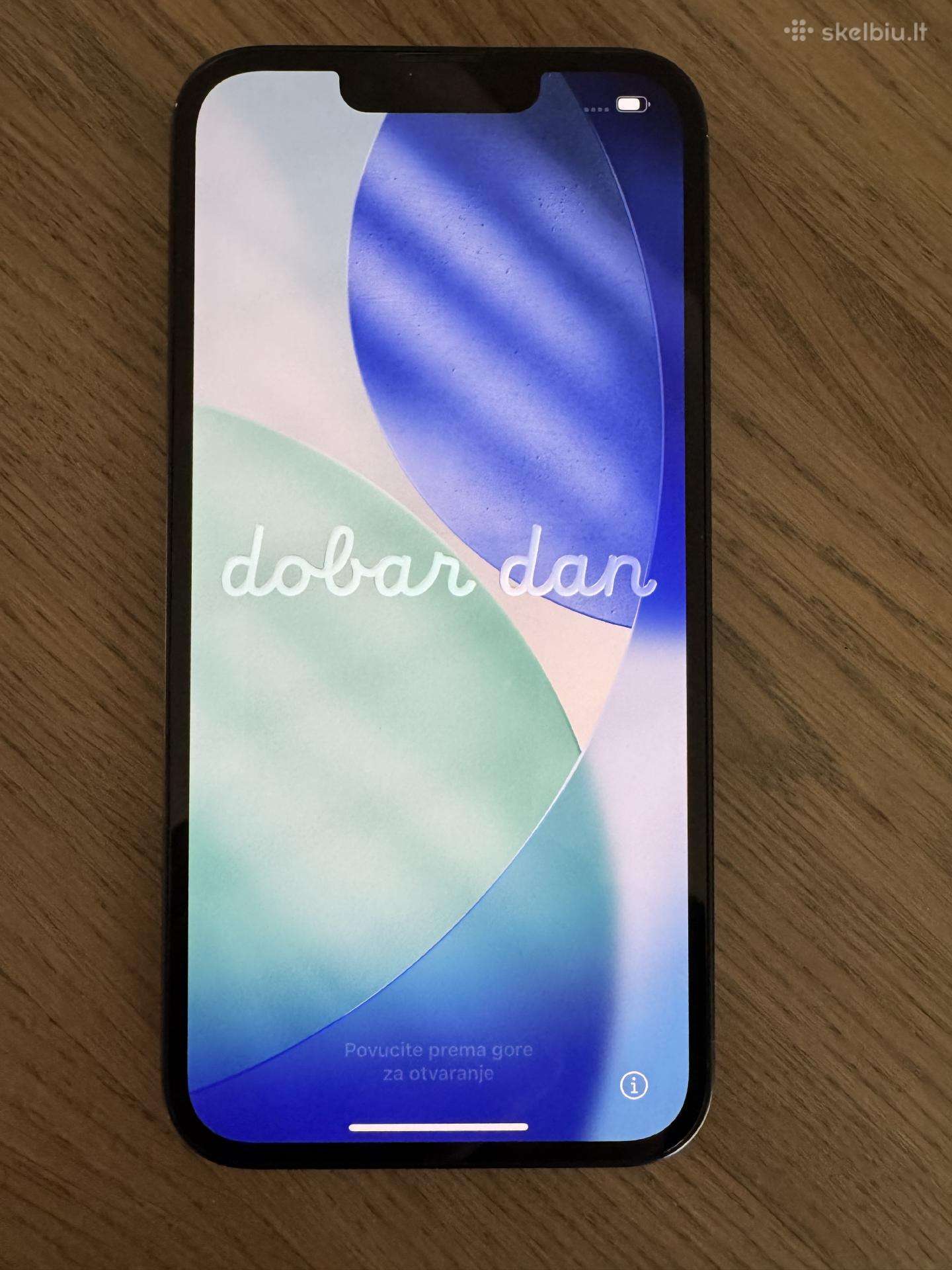 iPhone 13