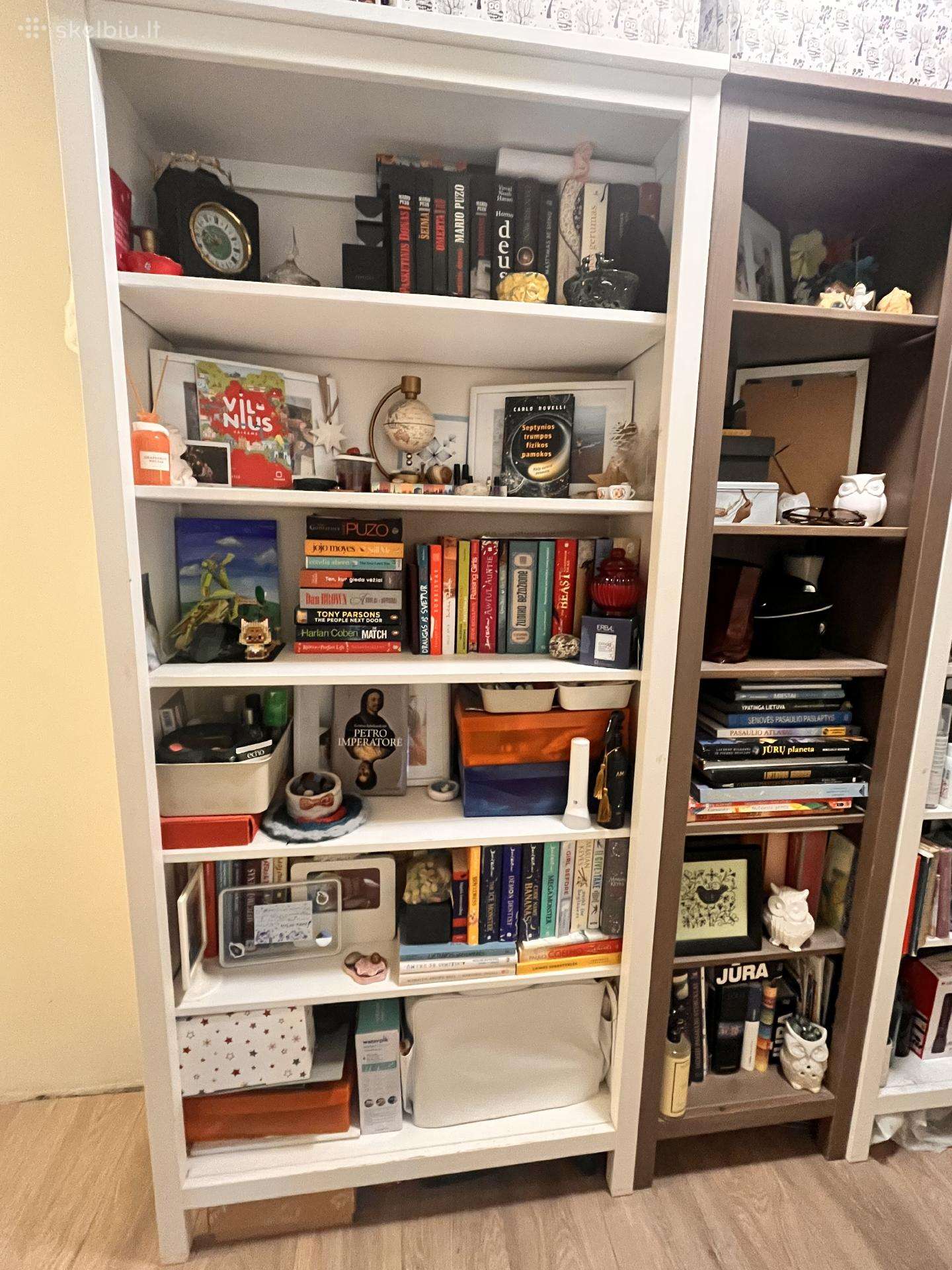 Ikea Hemnes knygų lentynos-spintos
