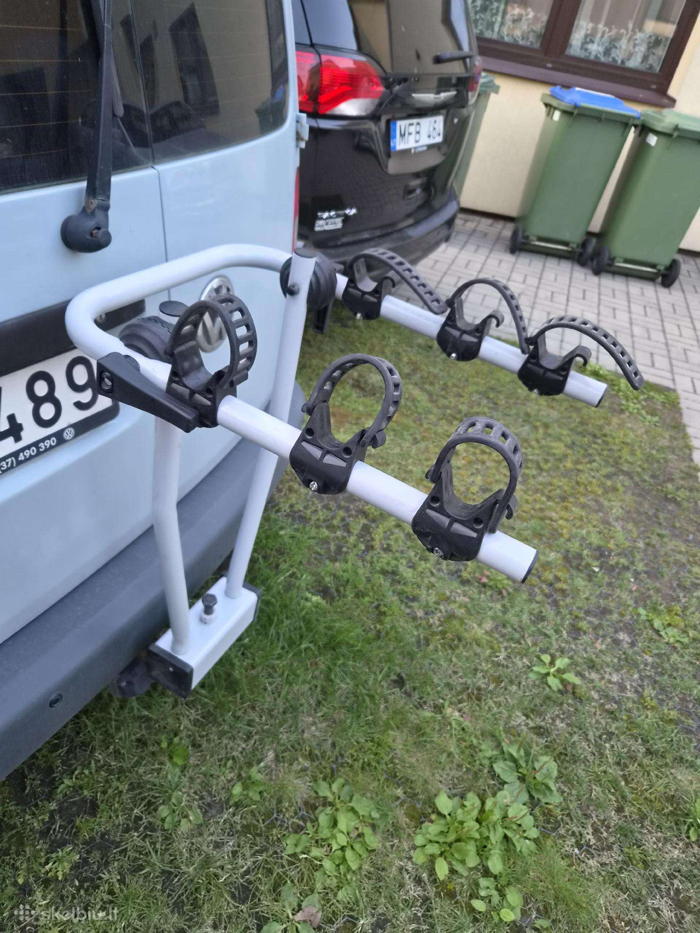 Mašininis 3 dviračių laikiklis