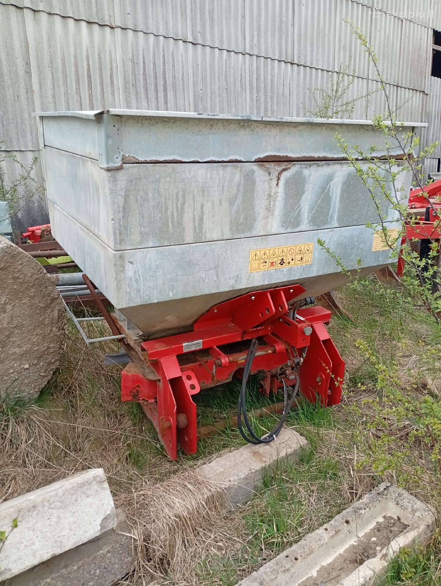 Claas, kultivatoriai,akėčios