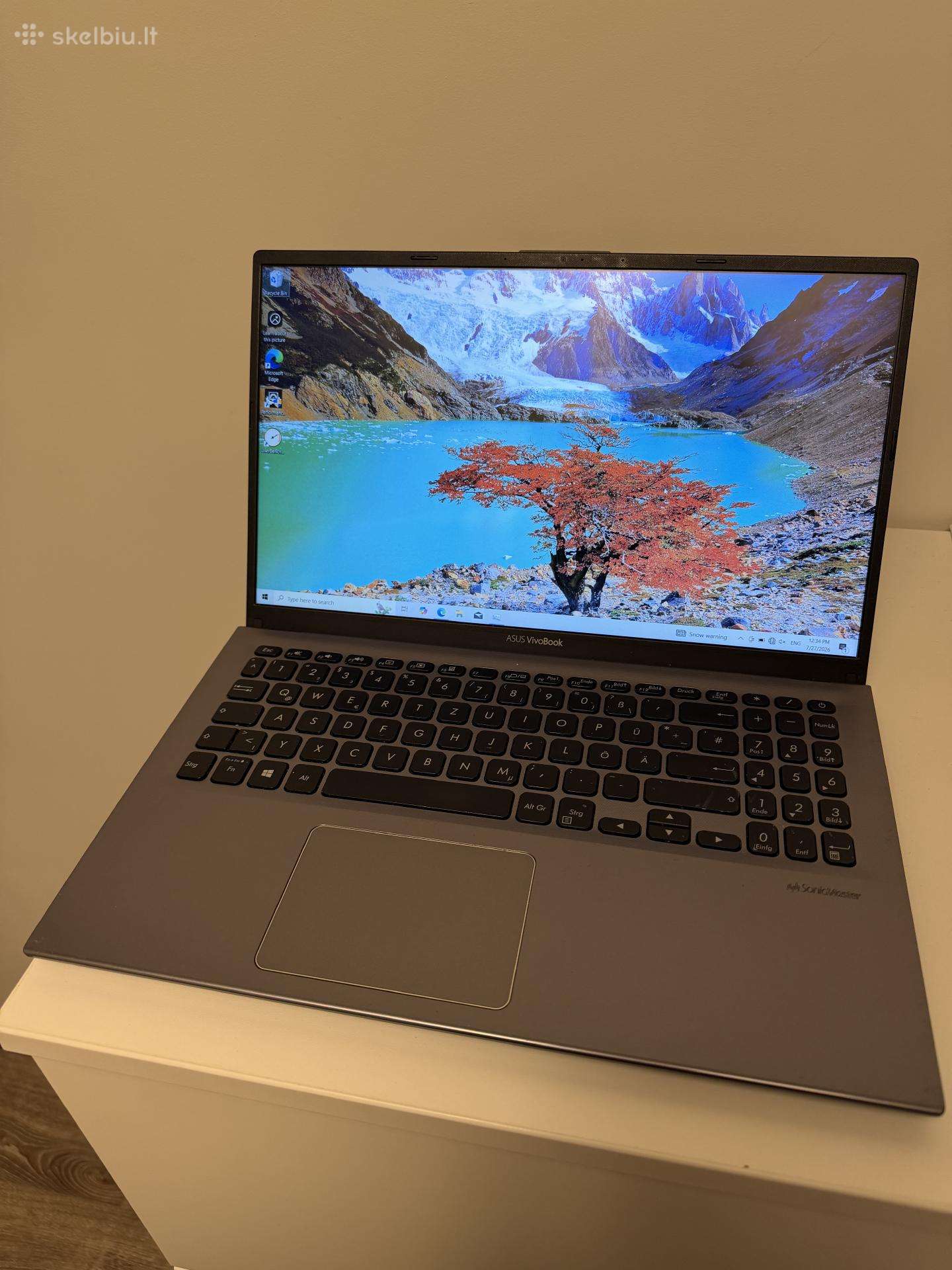 Pilnai veikiantis Asus Vivobook 15 F512 15.6"