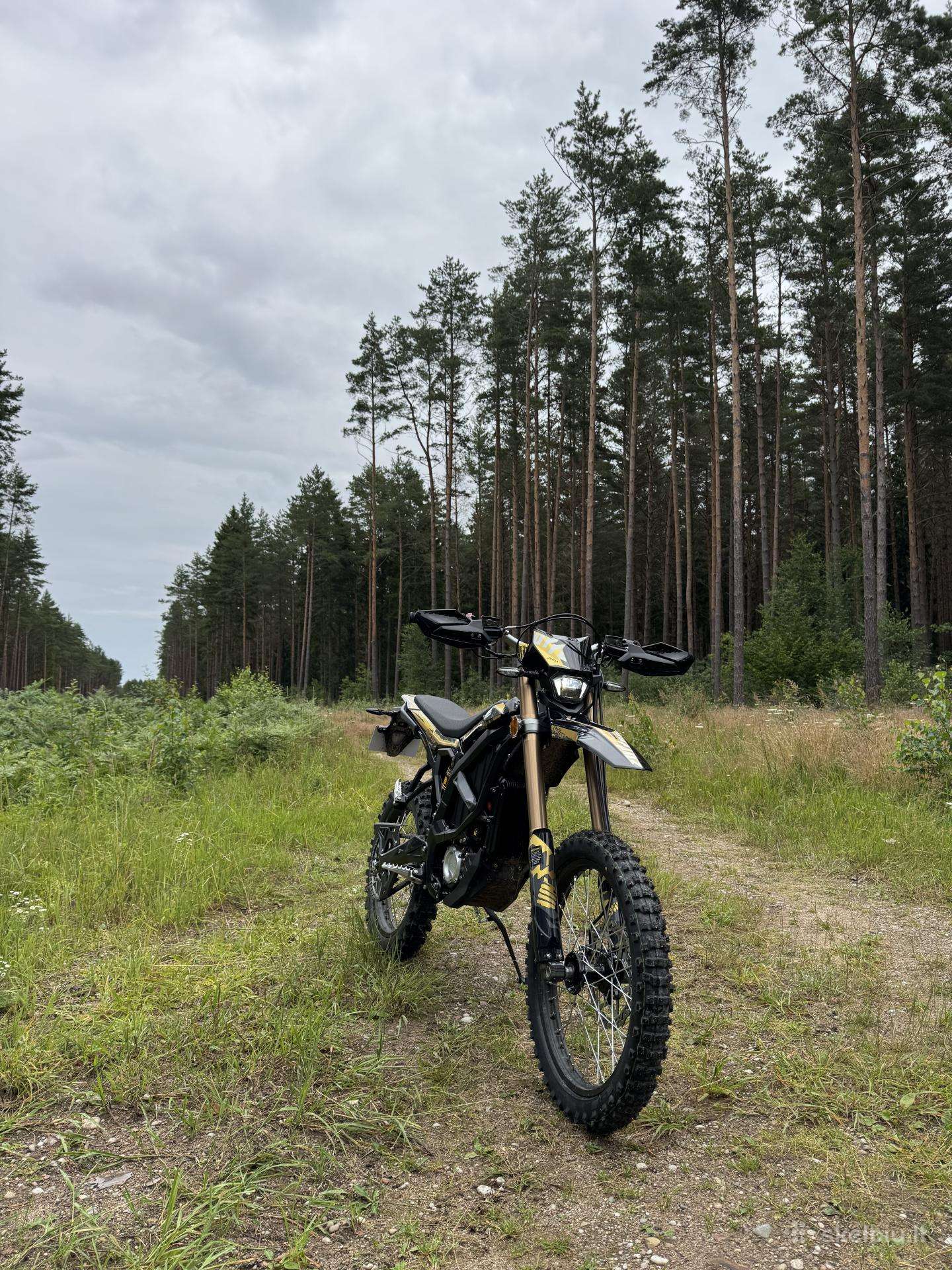 Surron ultra bee 2025m.