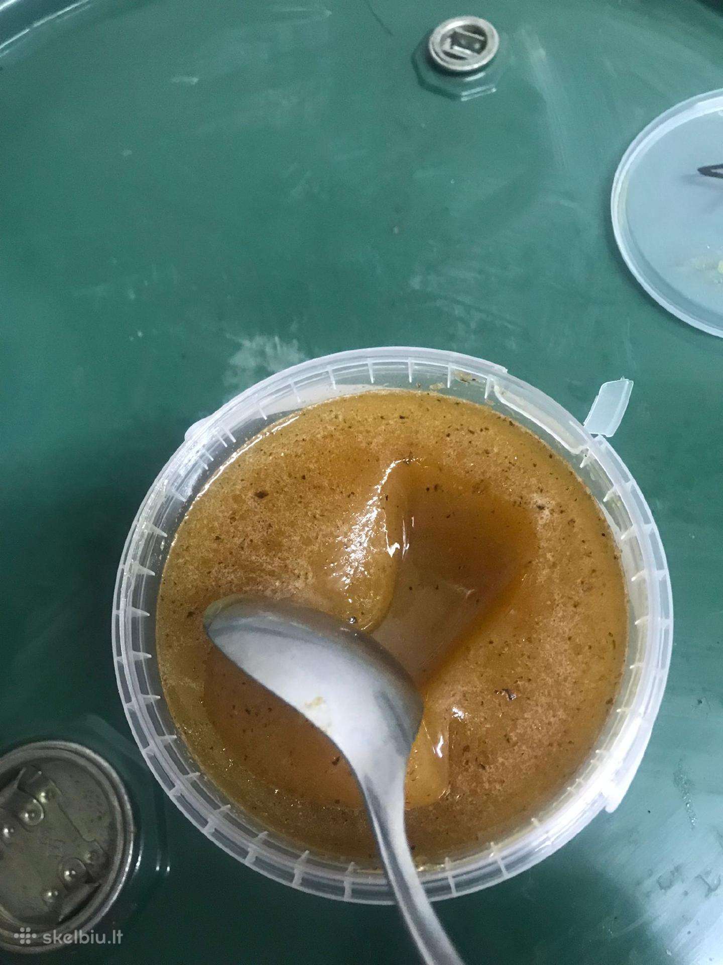 Pirksiu įvairių rūšių medų