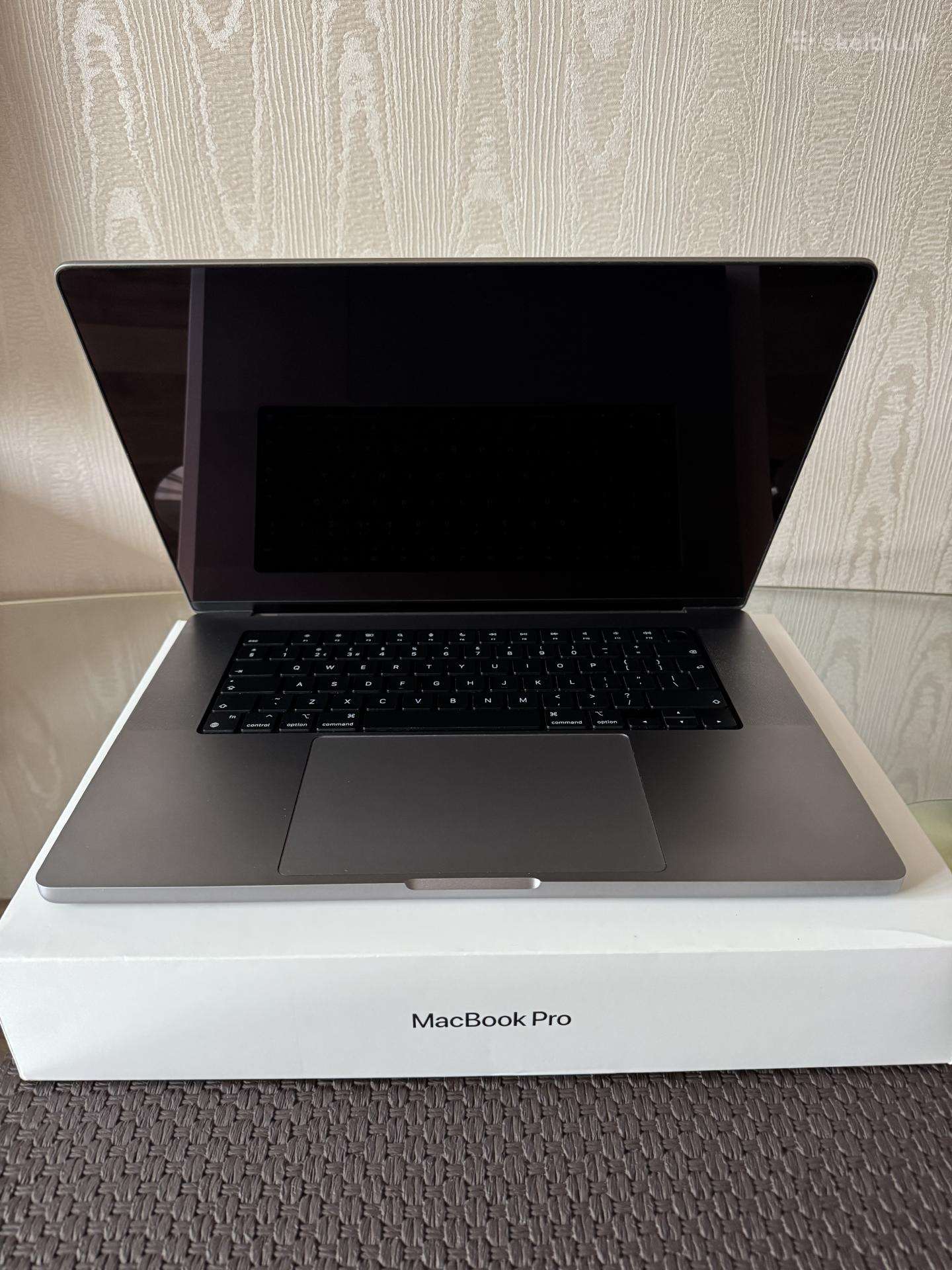 MacBook Pro M1 (2021)