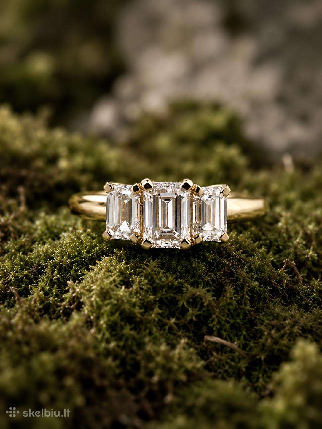 14 Kt geltono aukso žiedas su deimantais 2.13 ct
