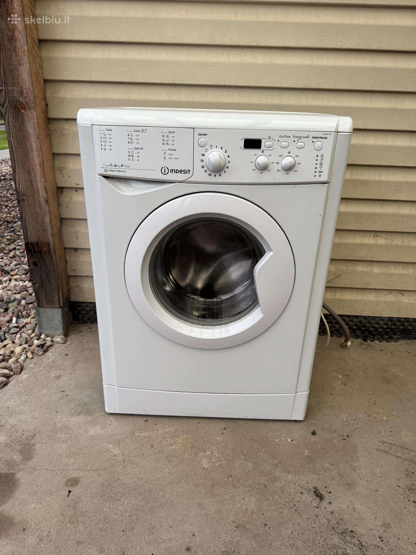 Indesit skalbimo mašina