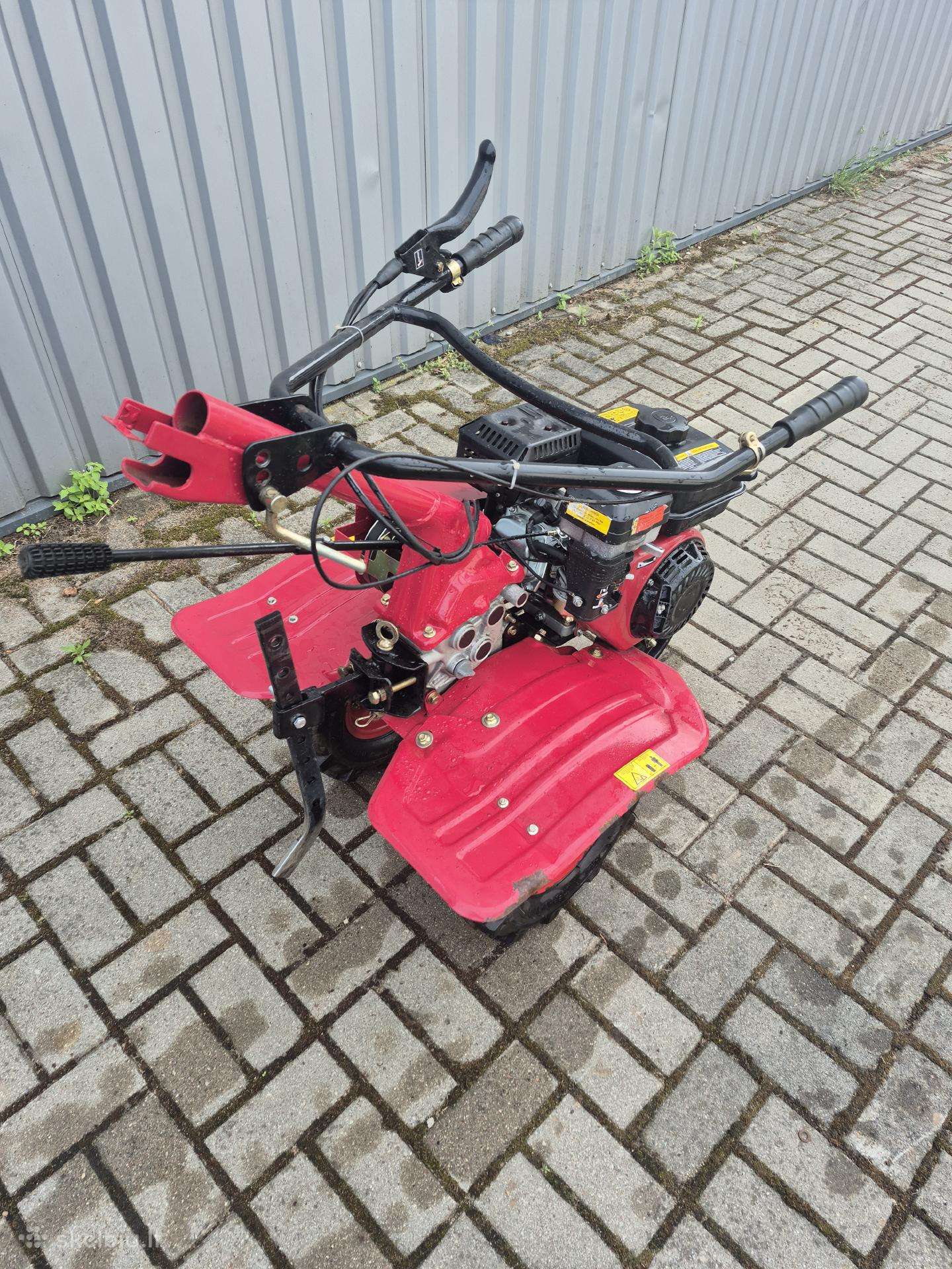 Kultivatorius motoblokas freza zemes isdirbimui