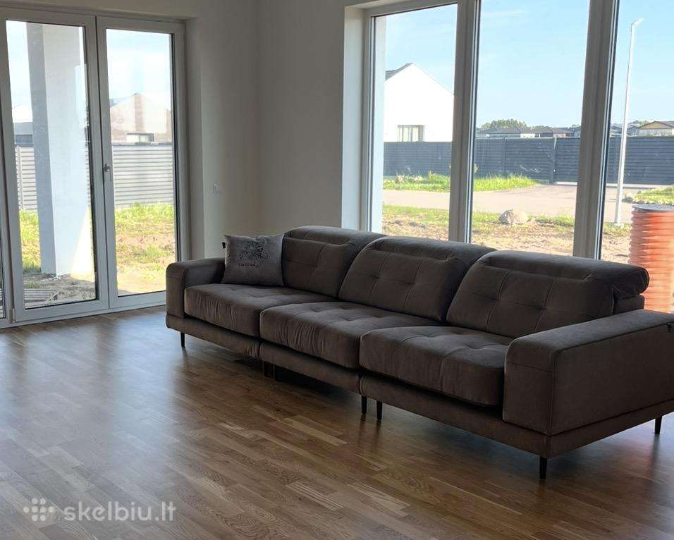 Nauja sofa Jonas