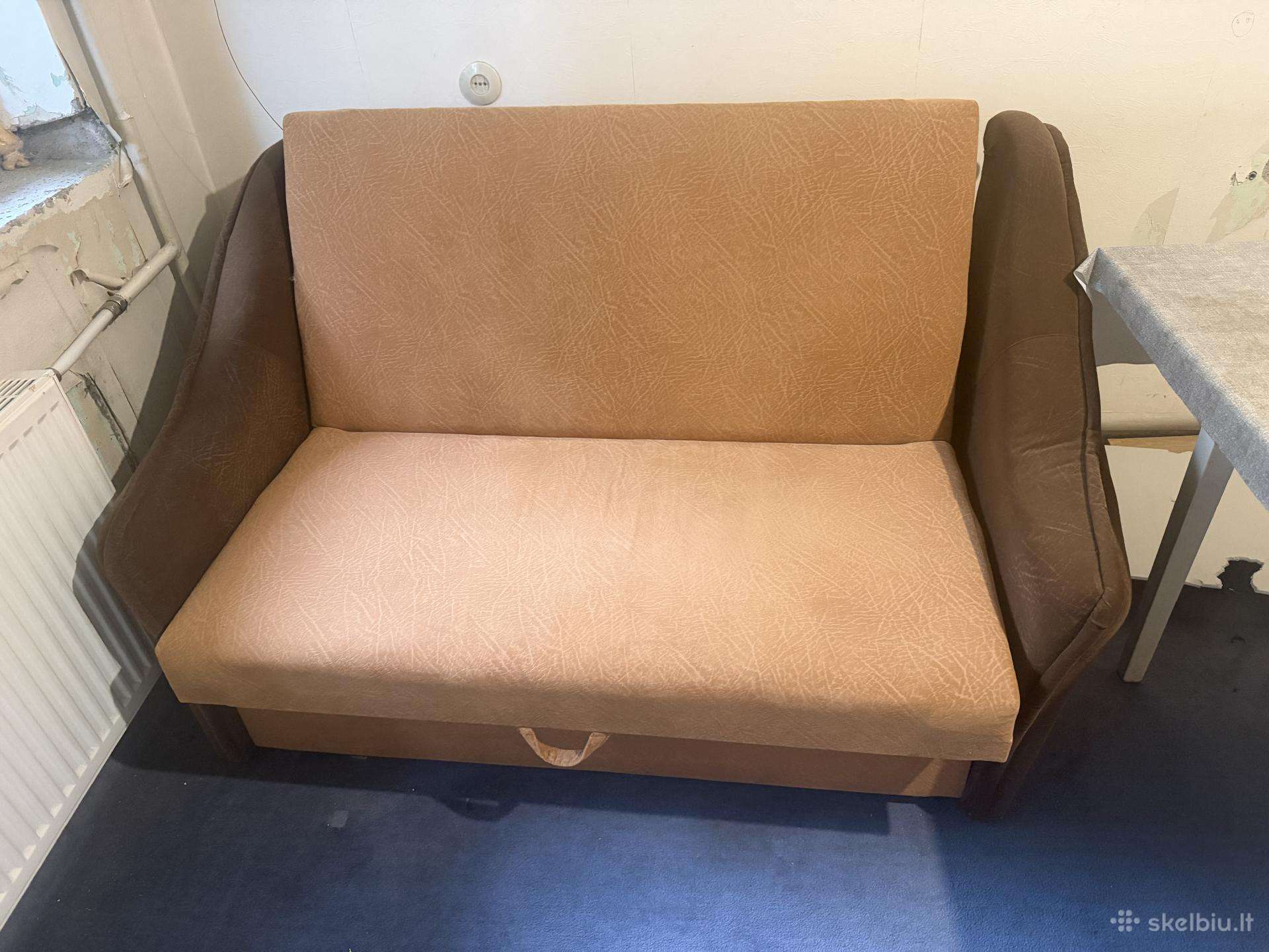 Dovanojam sofą-lovą