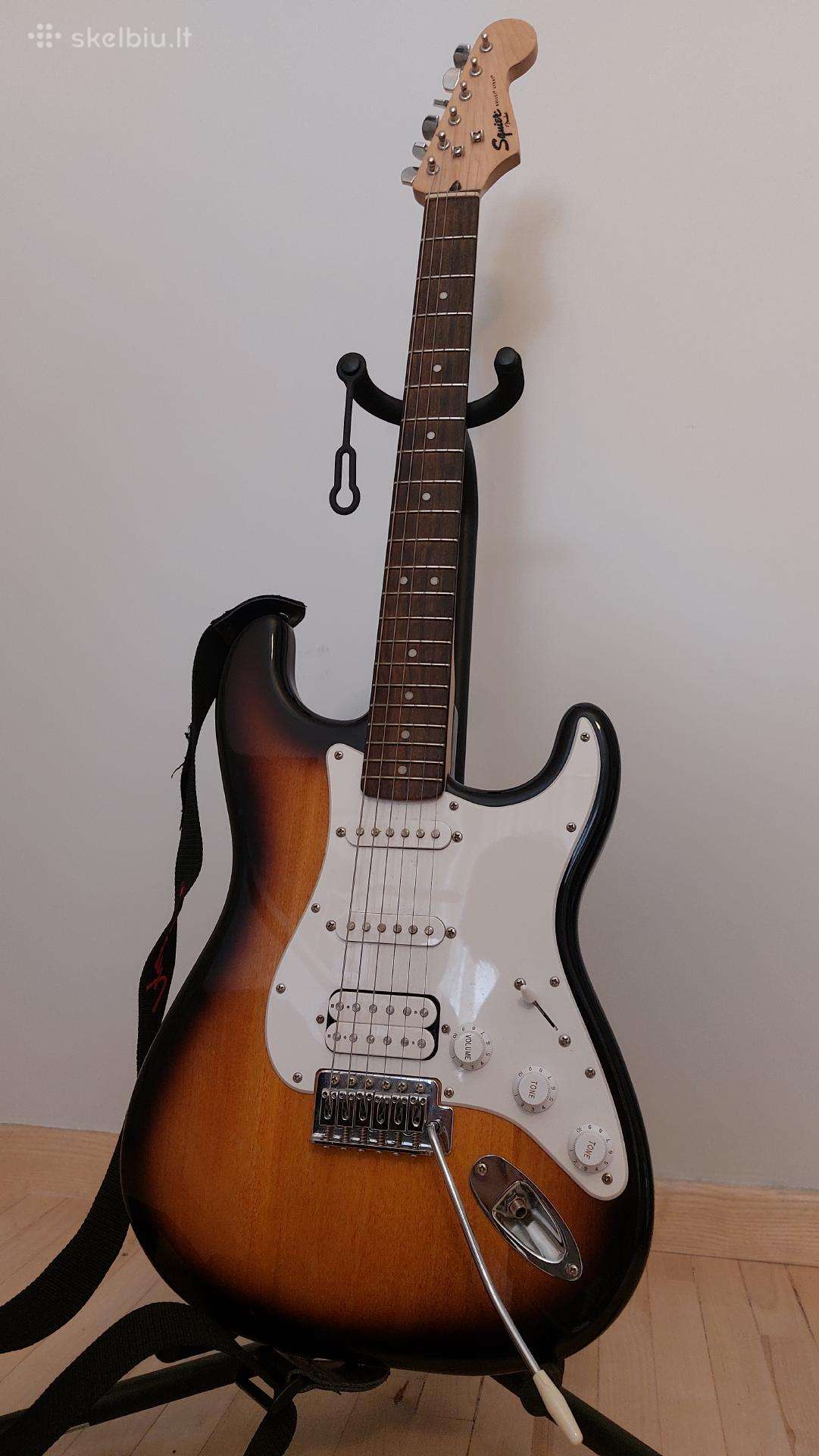 Squier stratocaster elektrinė gitara