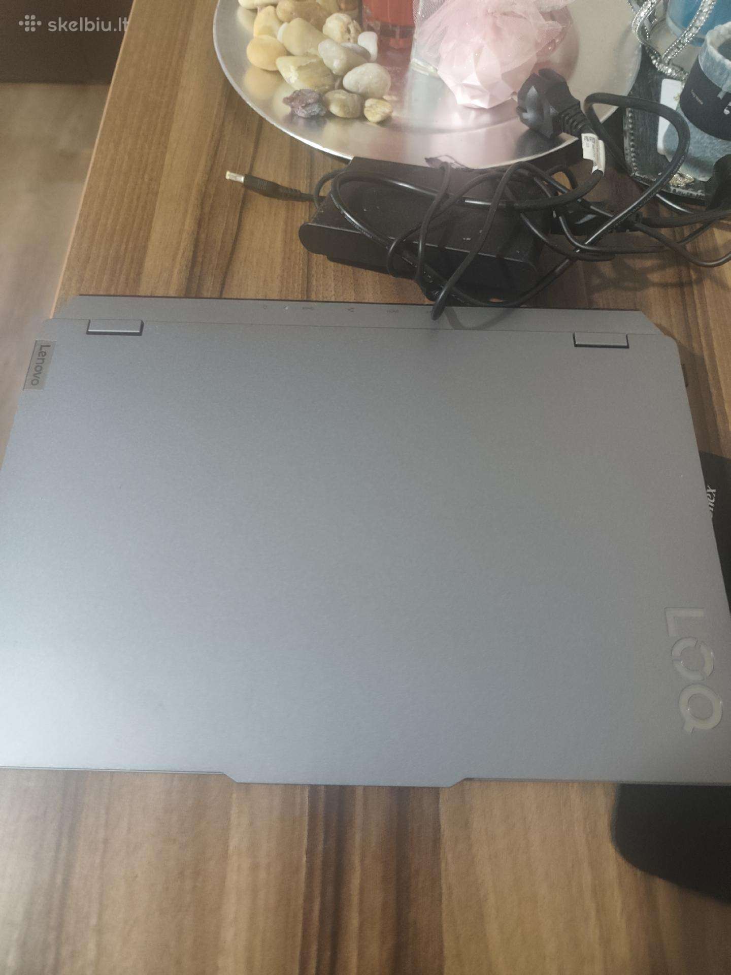 Parduodamas Lenovo nešiojamas kompiuteris 450€