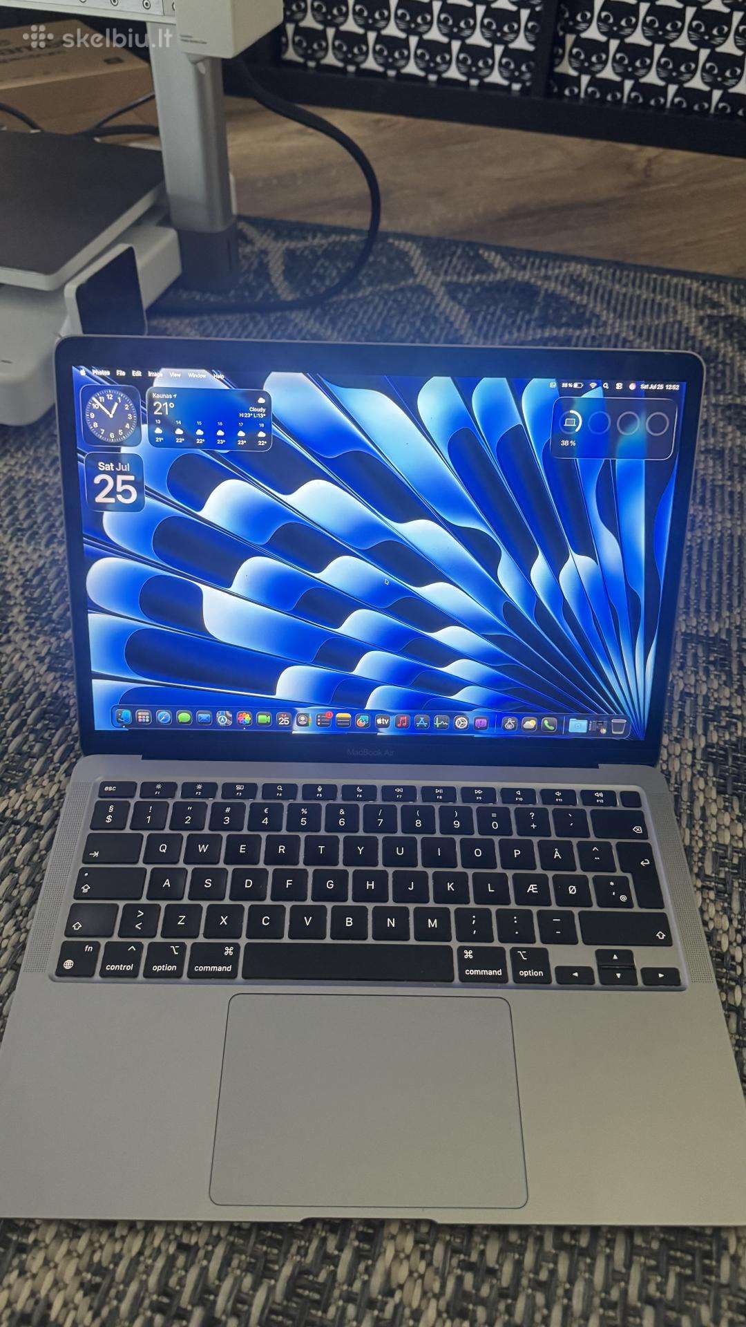 MacBook Air 13 2020 M1