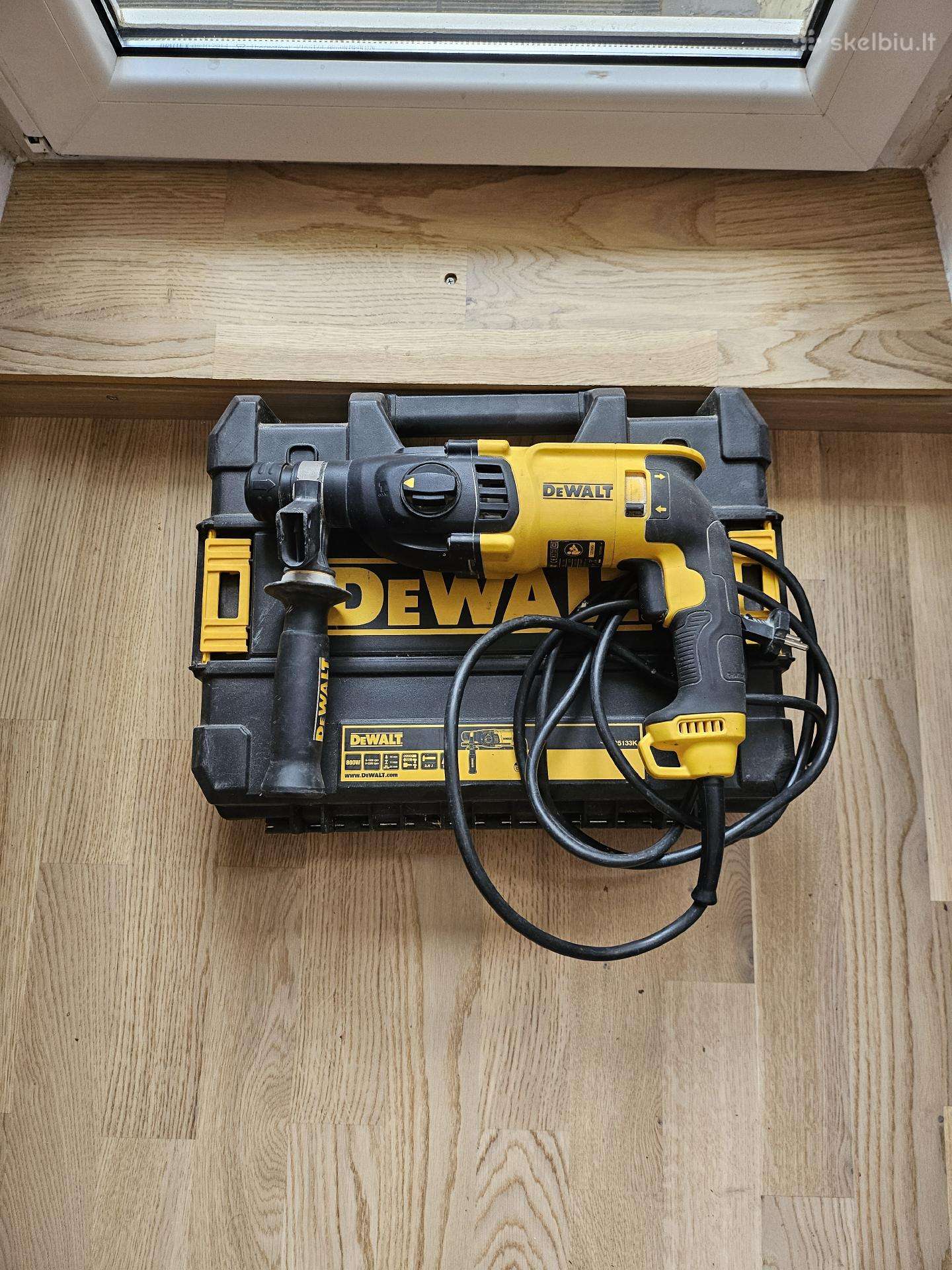 Dewalt
