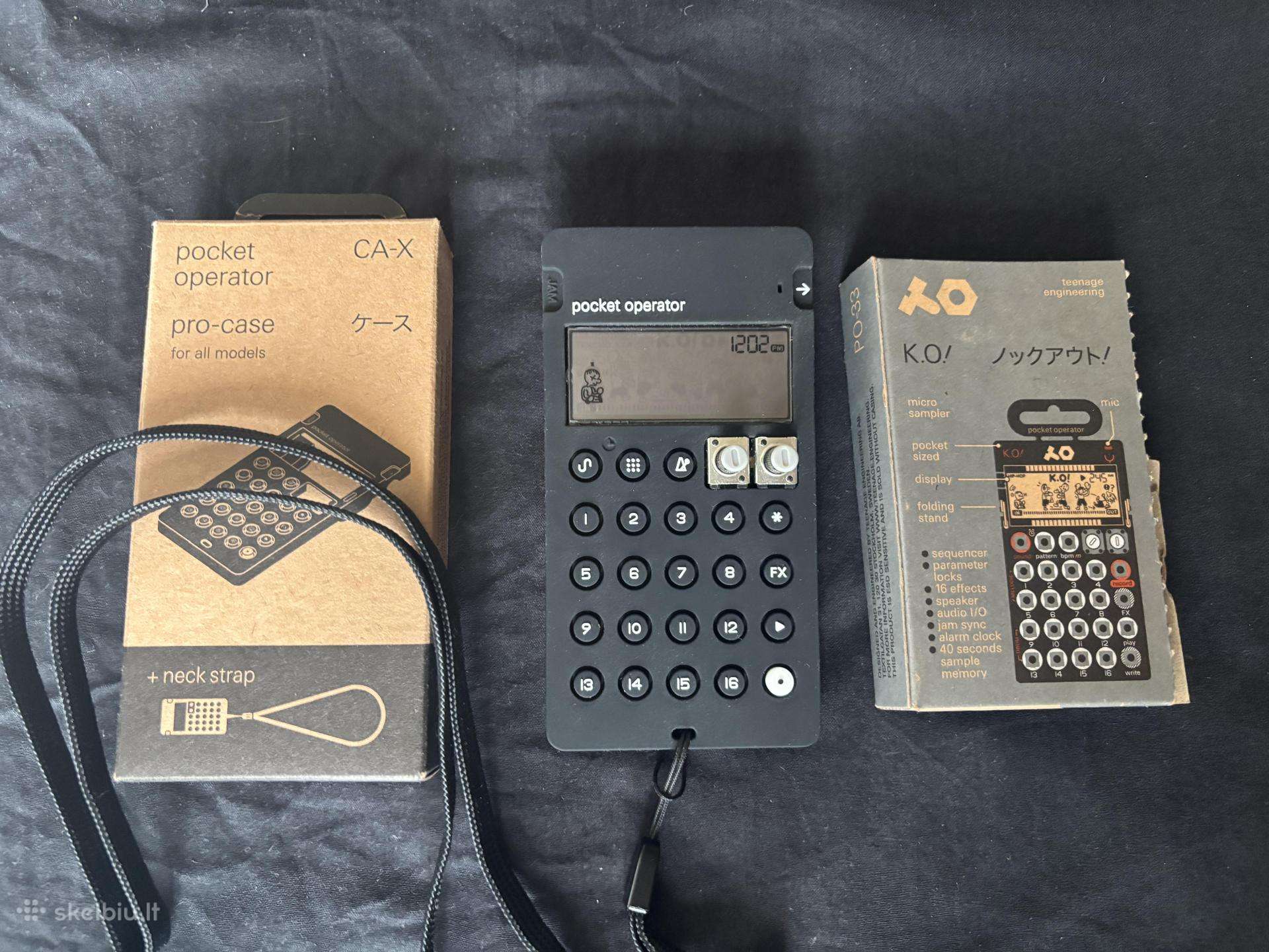 Teenage engineering Po-33 K.o! sampler + case