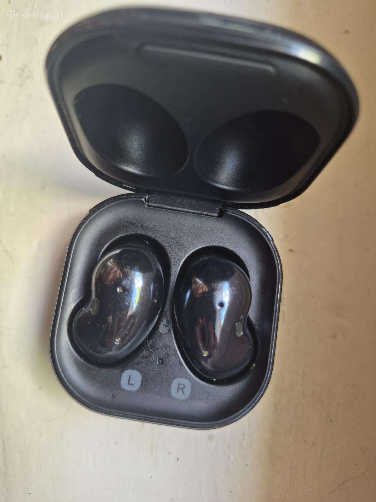 Samsung earbuds ausines