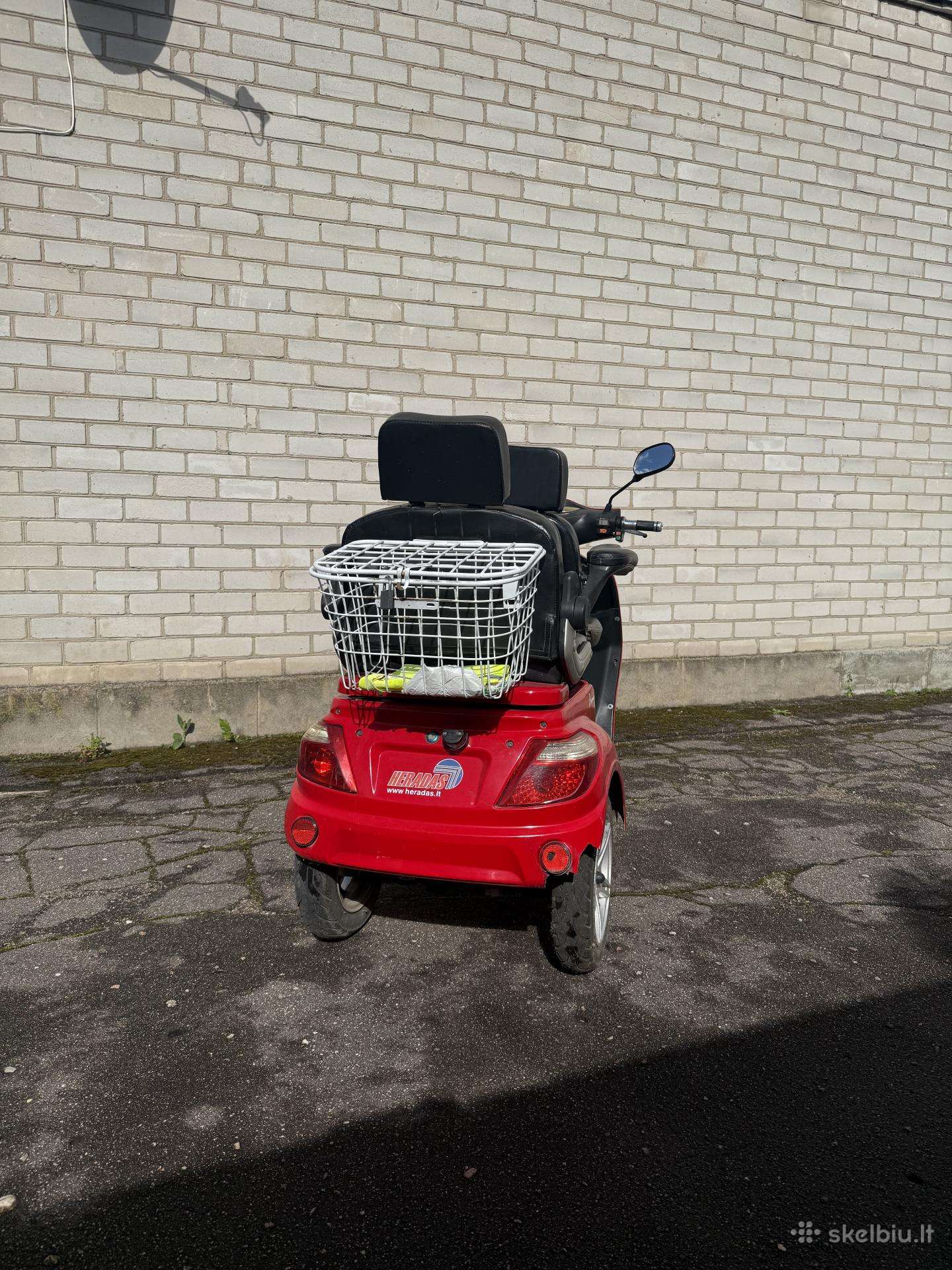 Electron MS04, trikes