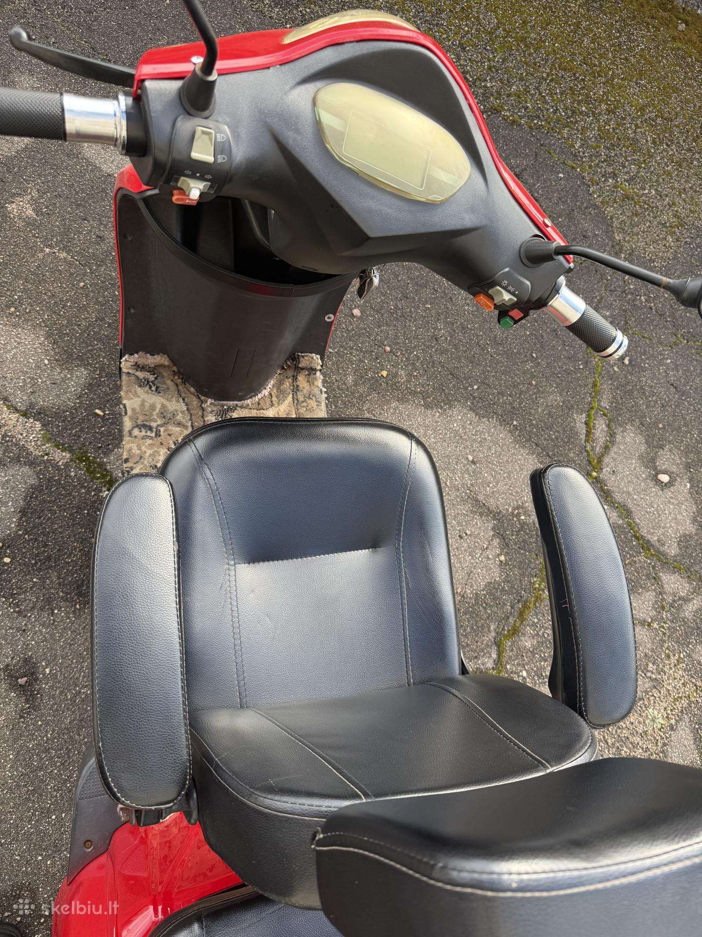 Electron MS04, trikes