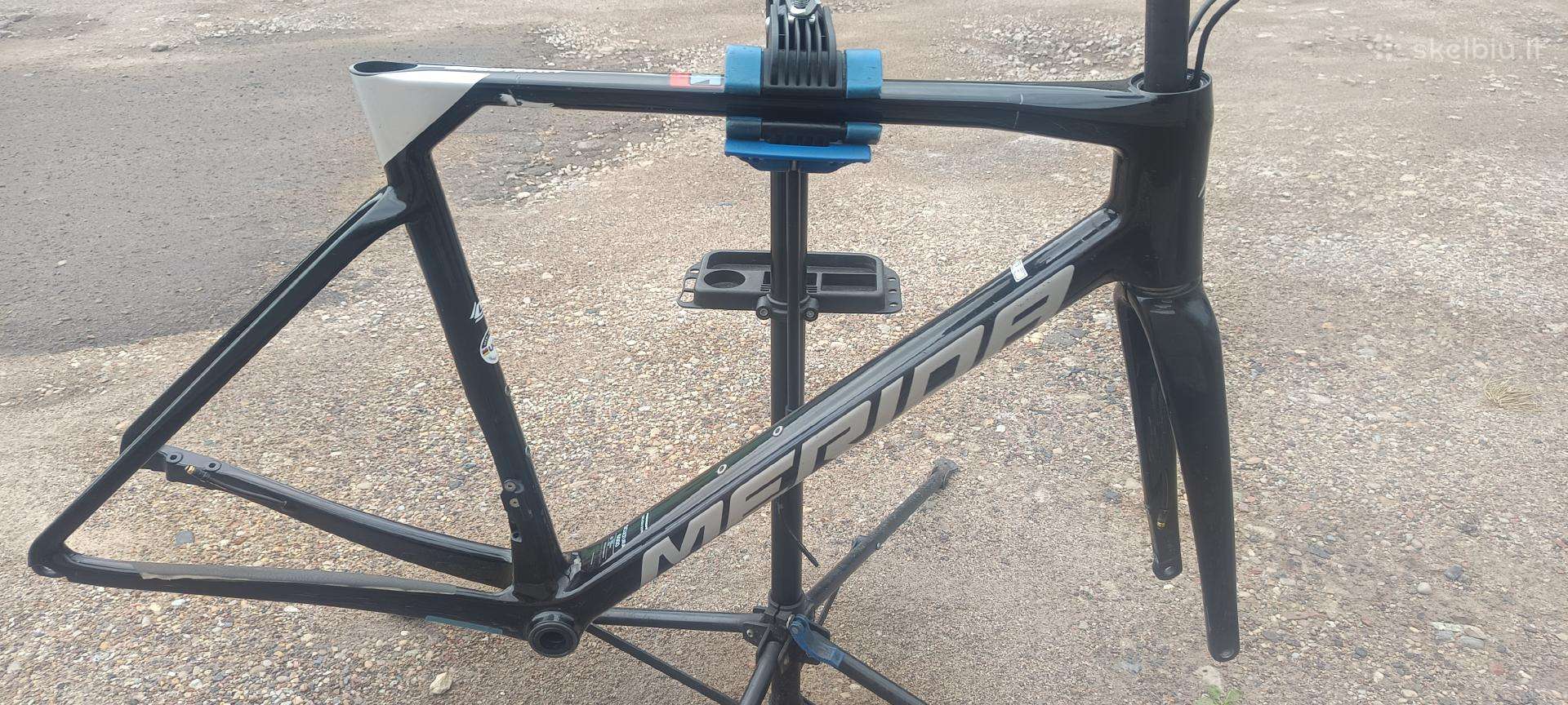 2025m. modelio Merida Scultura 6000 carbon rėmas