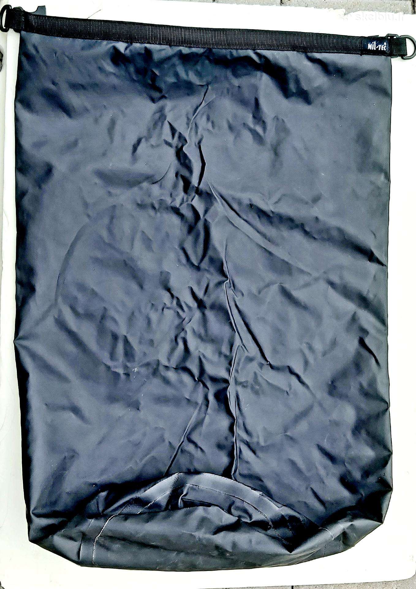 Vandeniui atsparus maišas dry Bag 70 litrų talpa