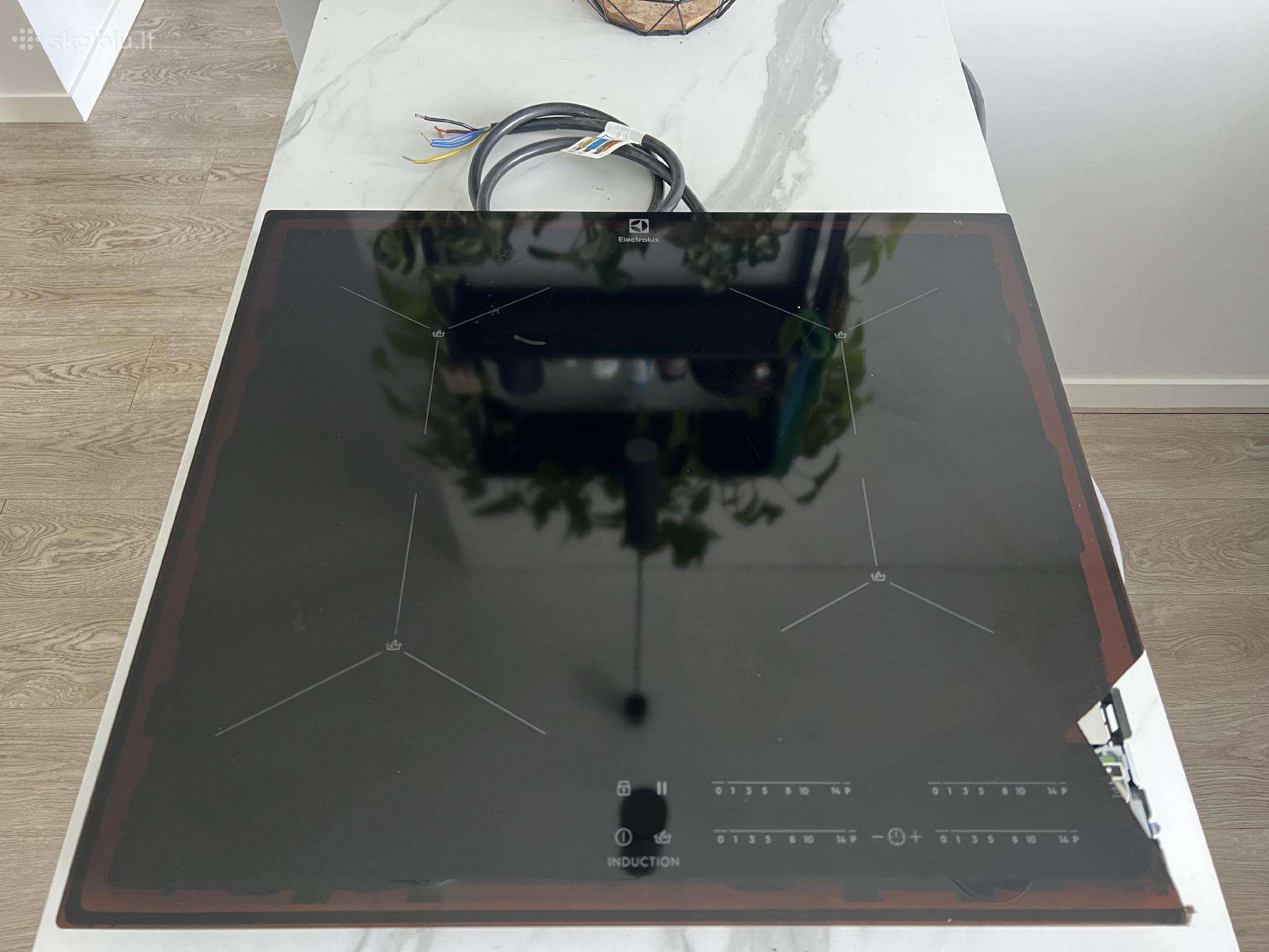 Indukcinė kaitlentė Electrolux Eis62443