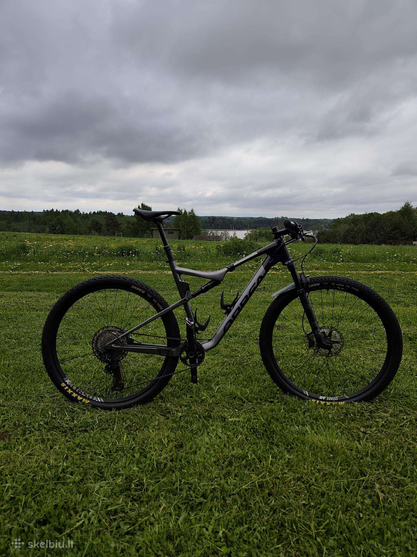 Karboninins MTB Orbea Oiz M30 (XL dydis)