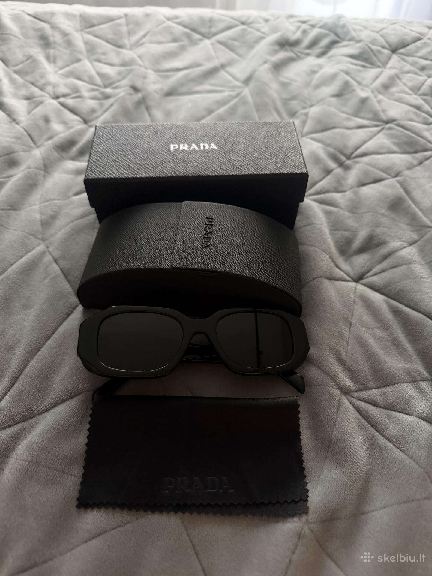 Prada akiniai