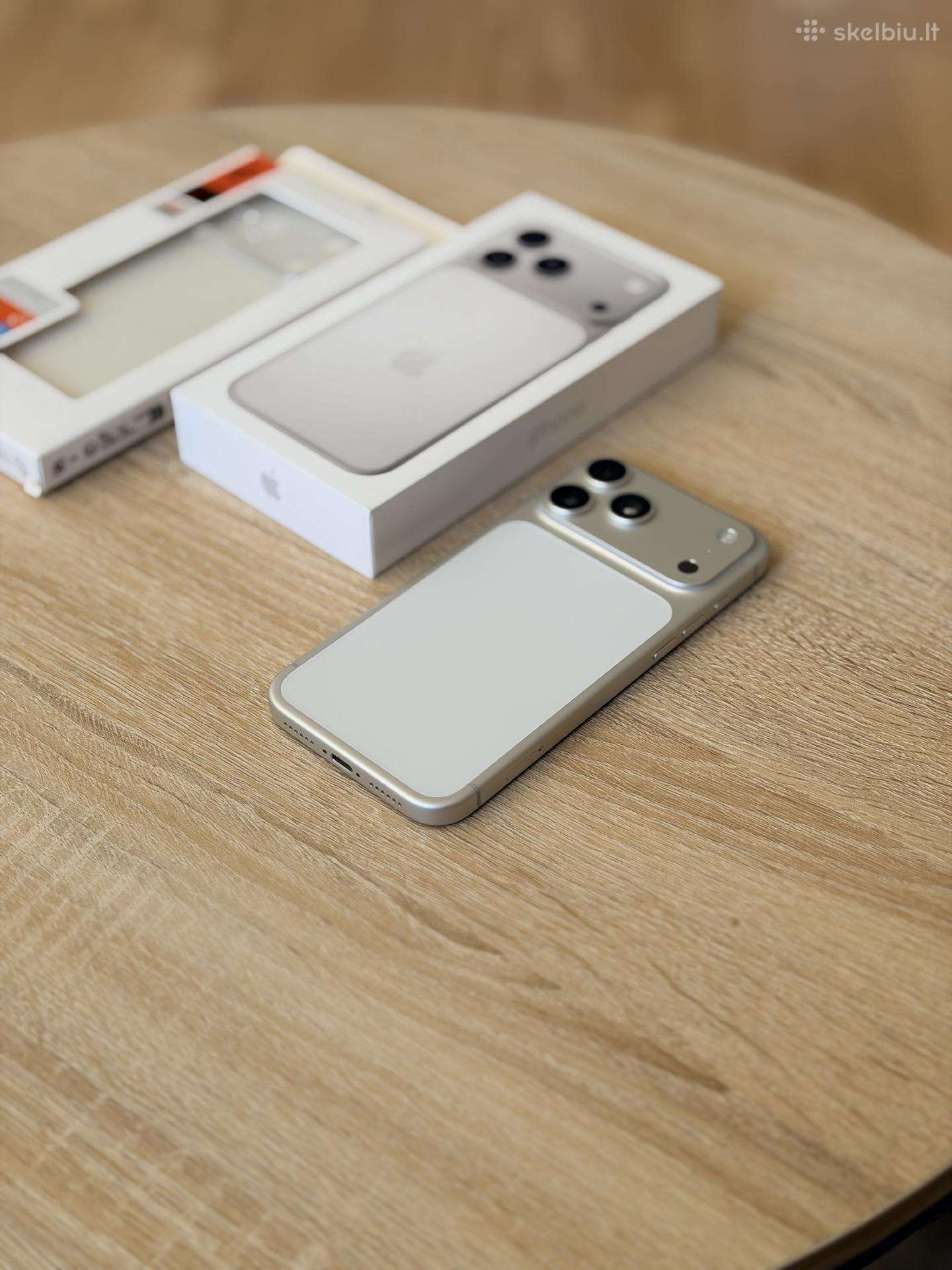 Tobulas! Apple iPhone 17 Pro Max, Silver