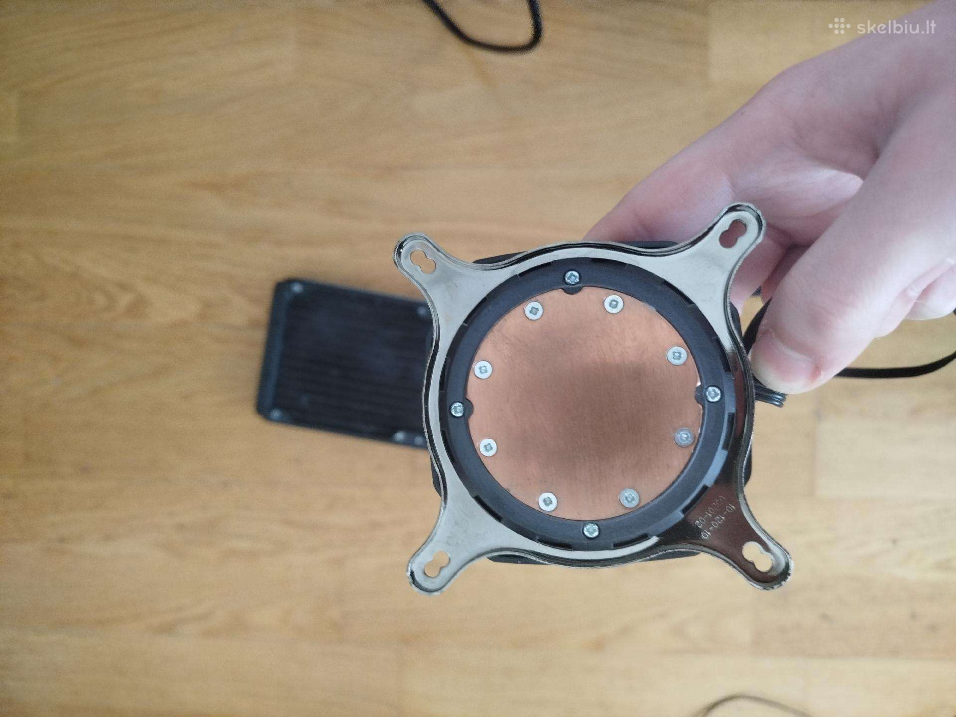Corsair 240mm vandens aušinimas(aio) / Intel