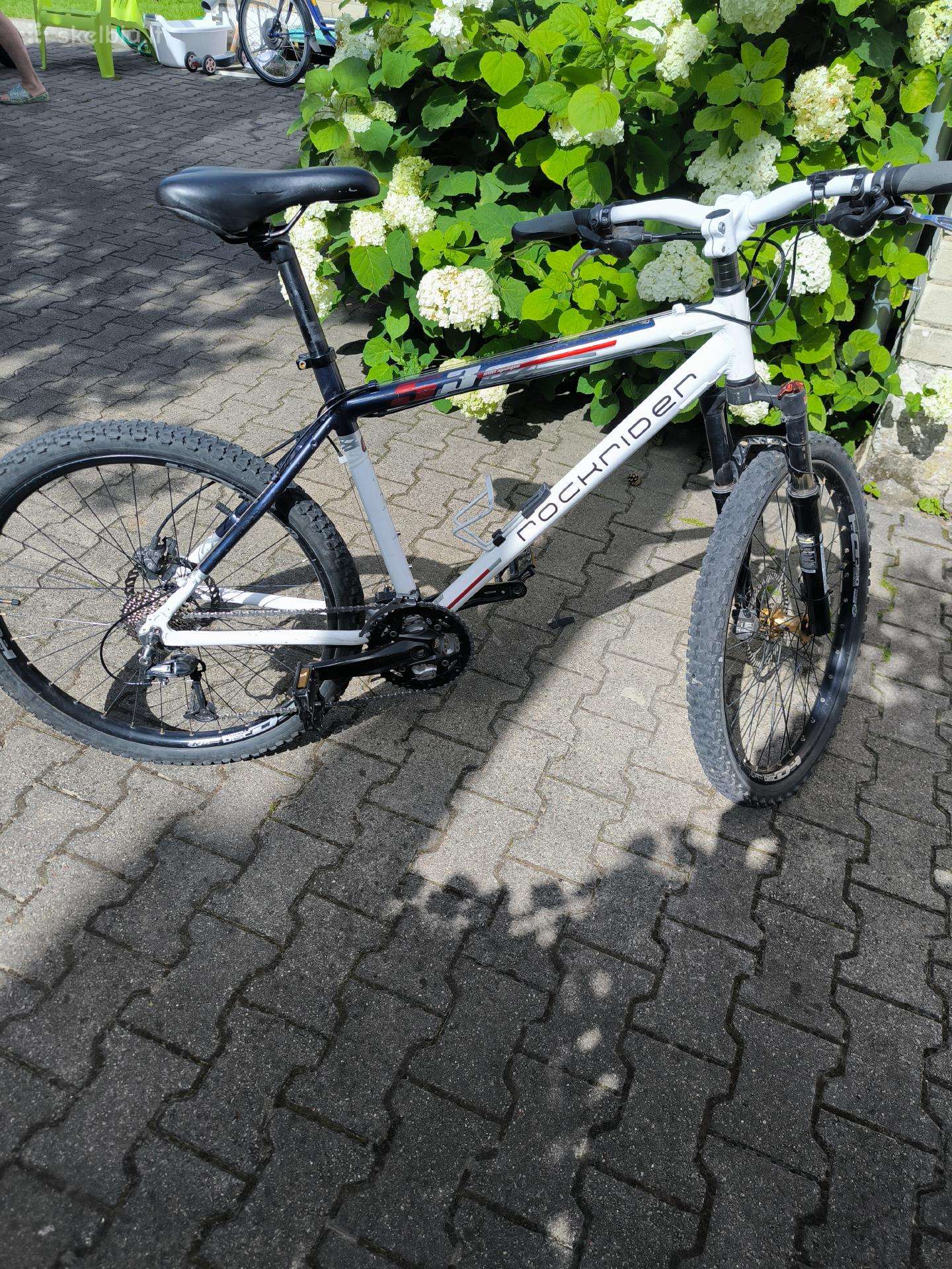 Kalnų dviratis atnaujintas Rockrider
