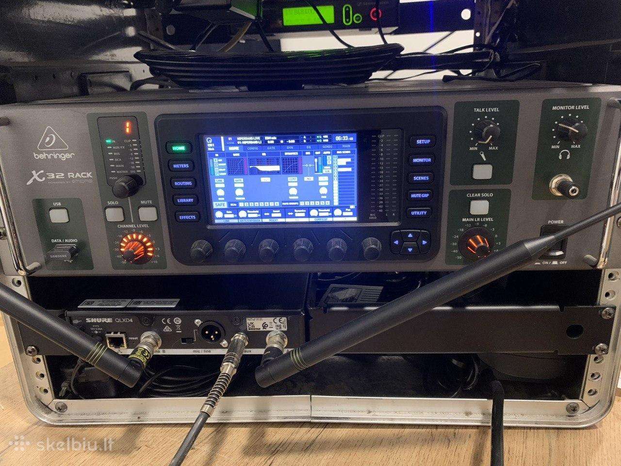 Parduodamas Behringer X32 Rack