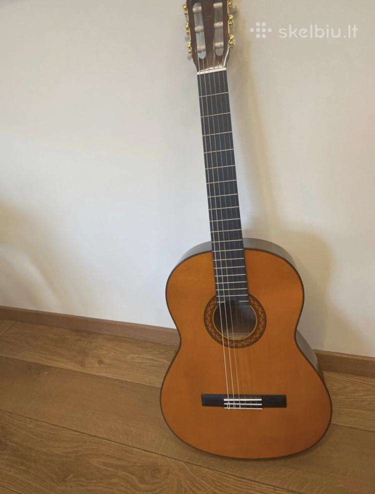 Mažai naudota Yamaha gitara kaina derinama